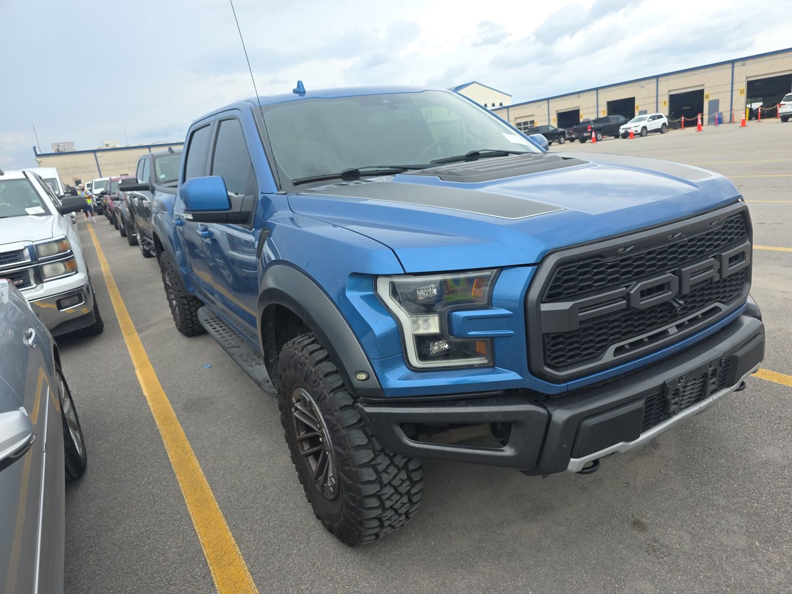 FORD F-150 - 4