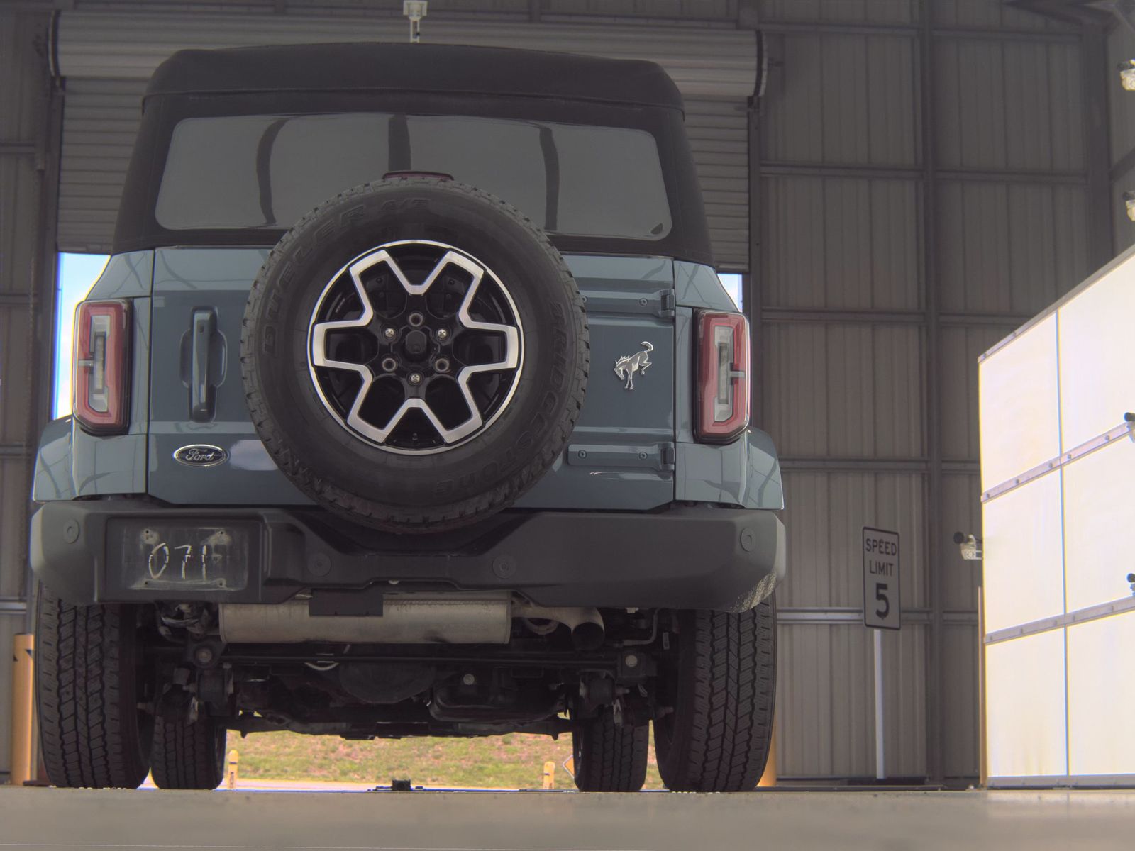 FORD BRONCO - 8