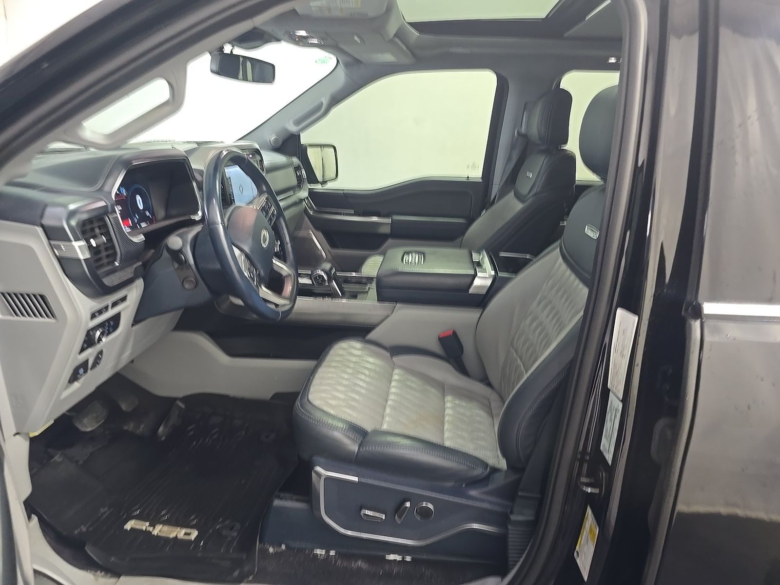 FORD F-150 - 8