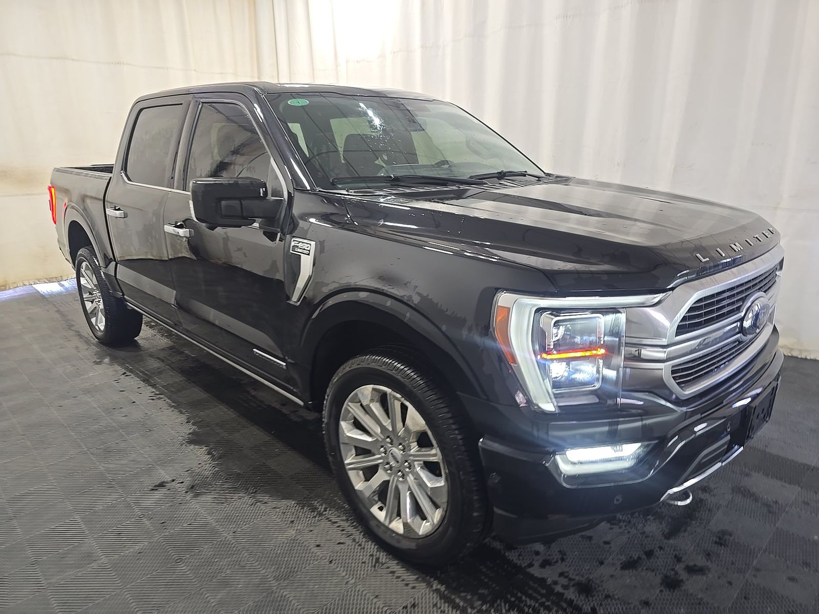FORD F-150 - 4