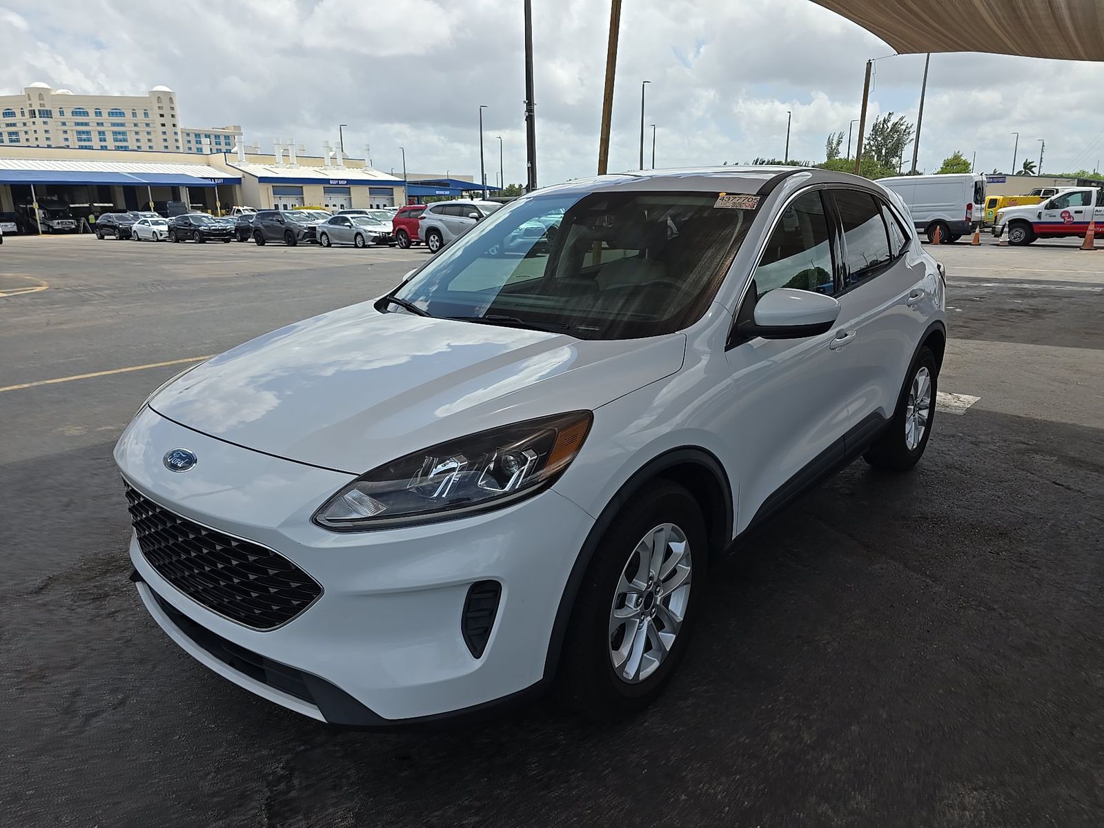 FORD ESCAPE - 1
