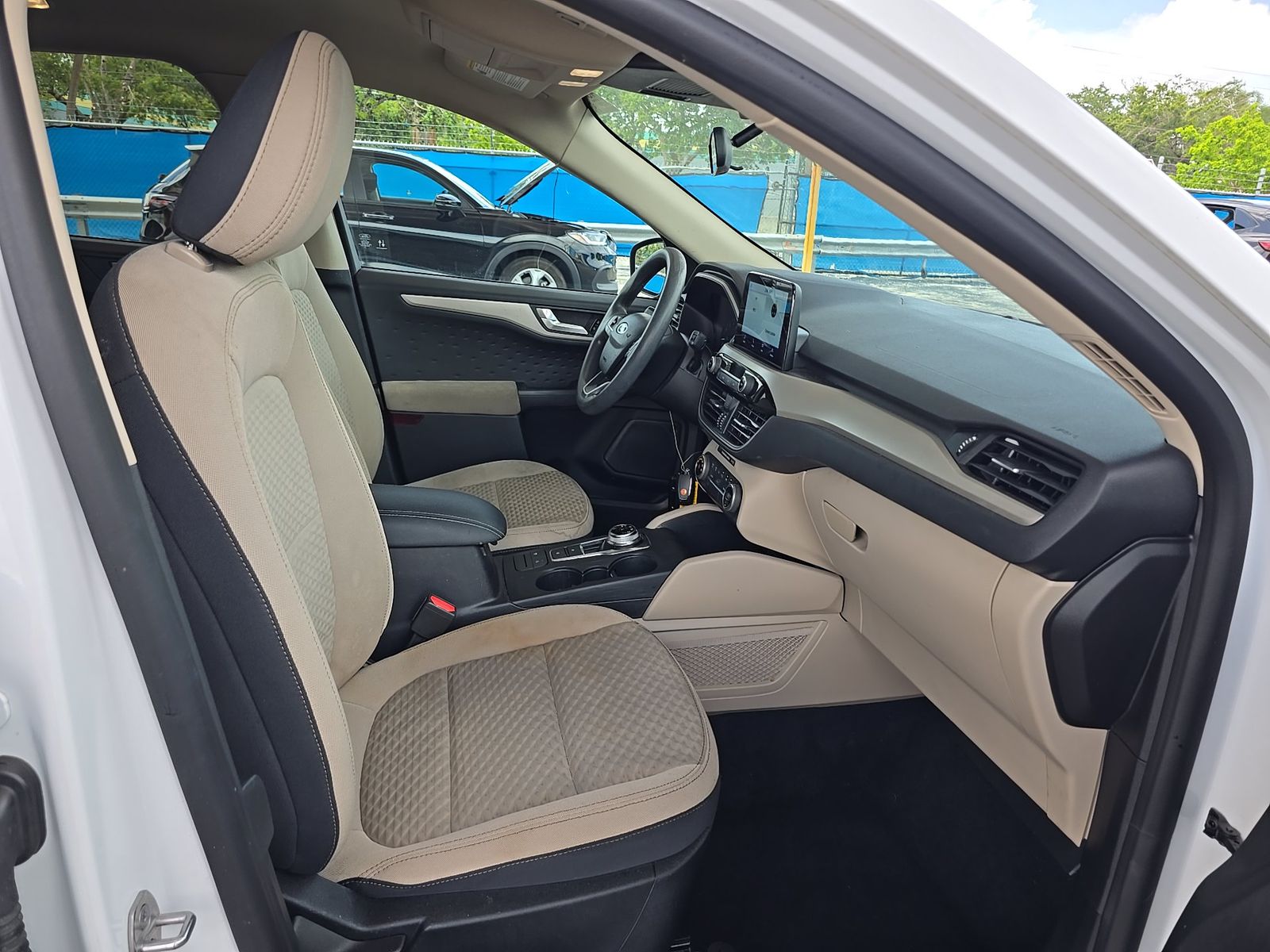 FORD ESCAPE - 9