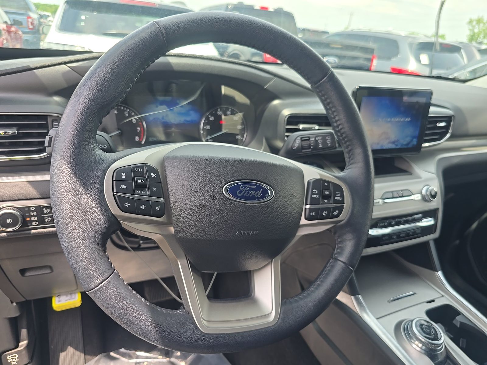 FORD EXPLORER - 5