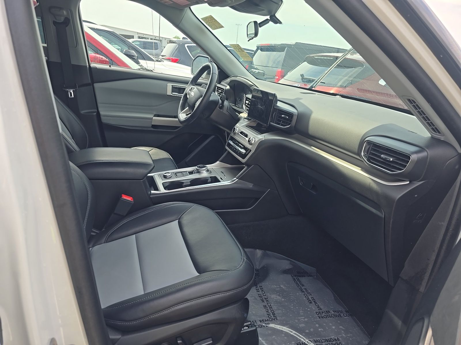 FORD EXPLORER - 3