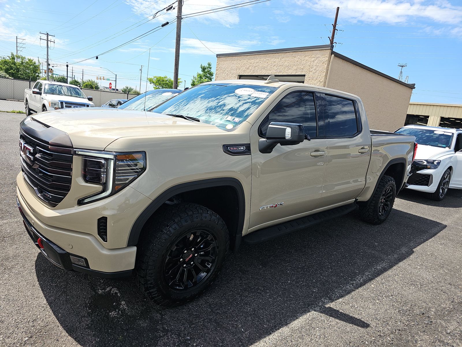2023 GMC Sierra 4WD Crew Cab Short Box AT4X's photo