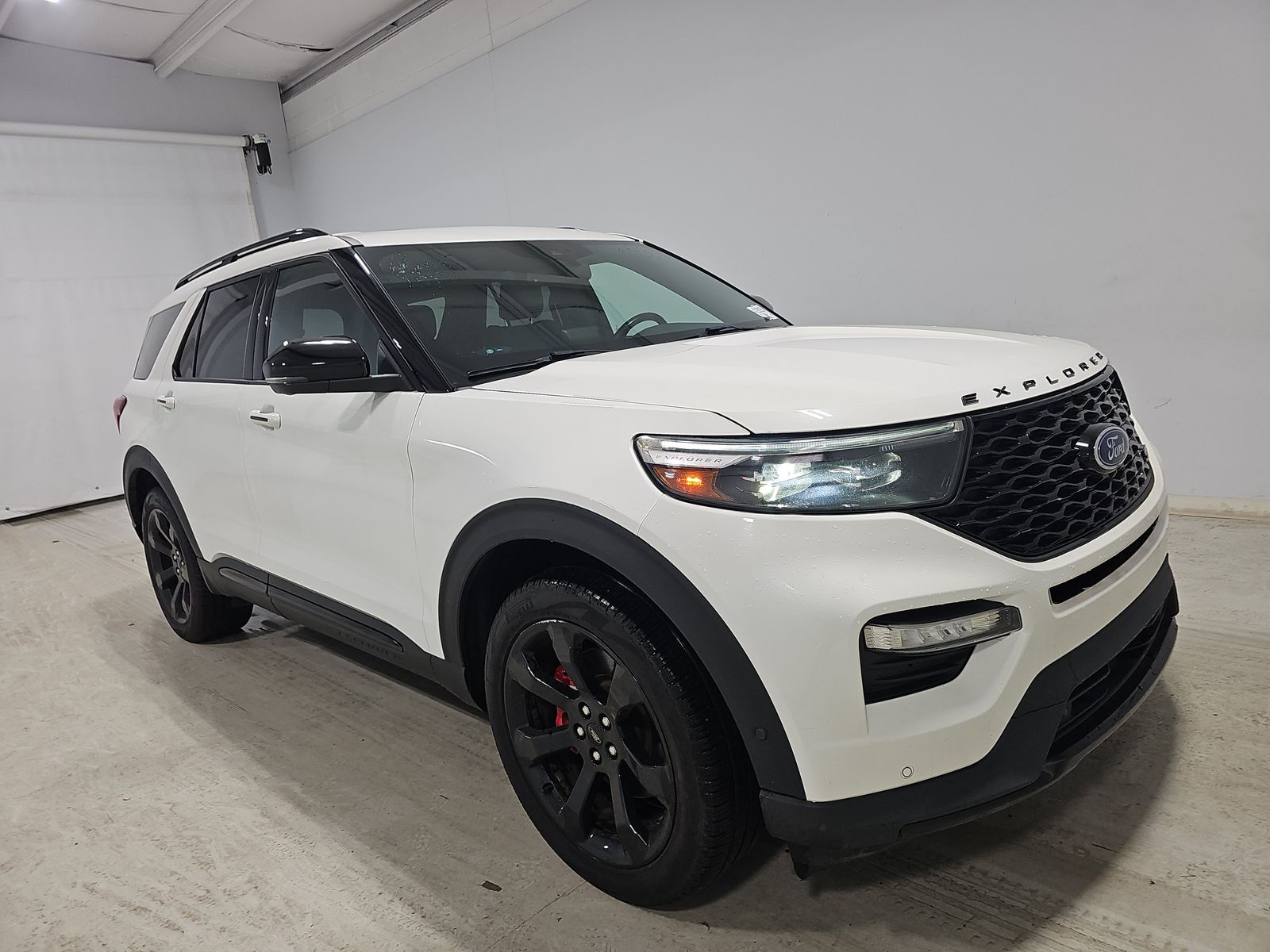 FORD EXPLORER - 4