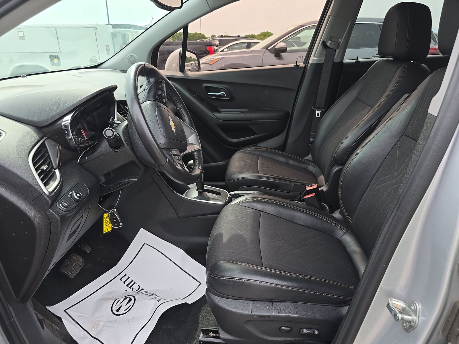 CHEVROLET TRAX - 8