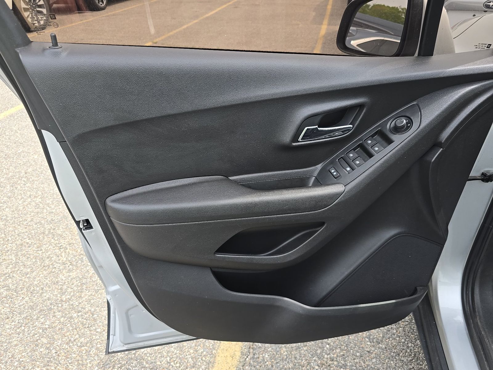CHEVROLET TRAX - 10