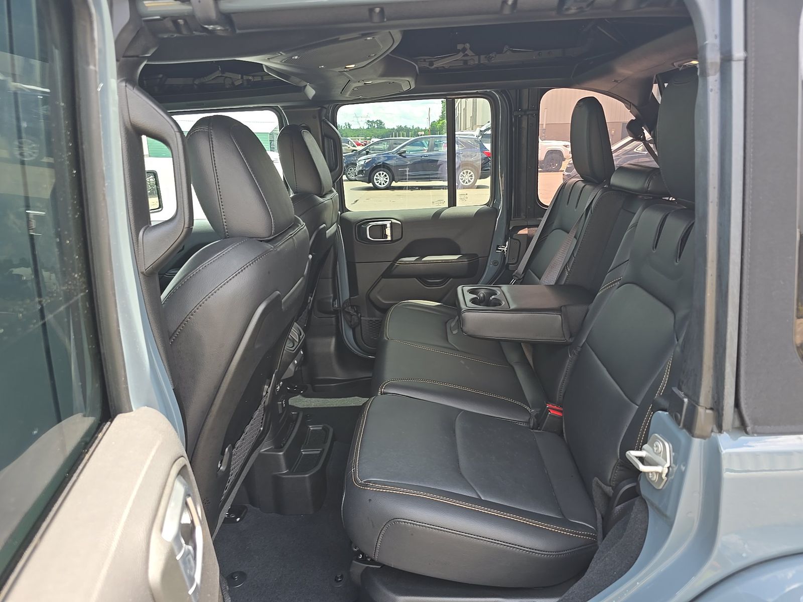 2024 Jeep Wrangler 4xe Sahara AWD
