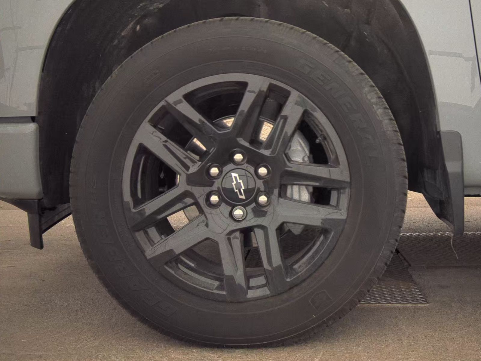 2024 Chevrolet Silverado 1500 Custom AWD