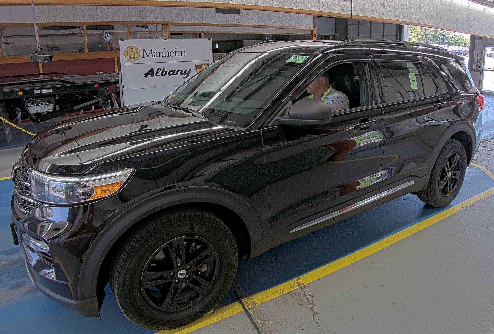 FORD EXPLORER - 1