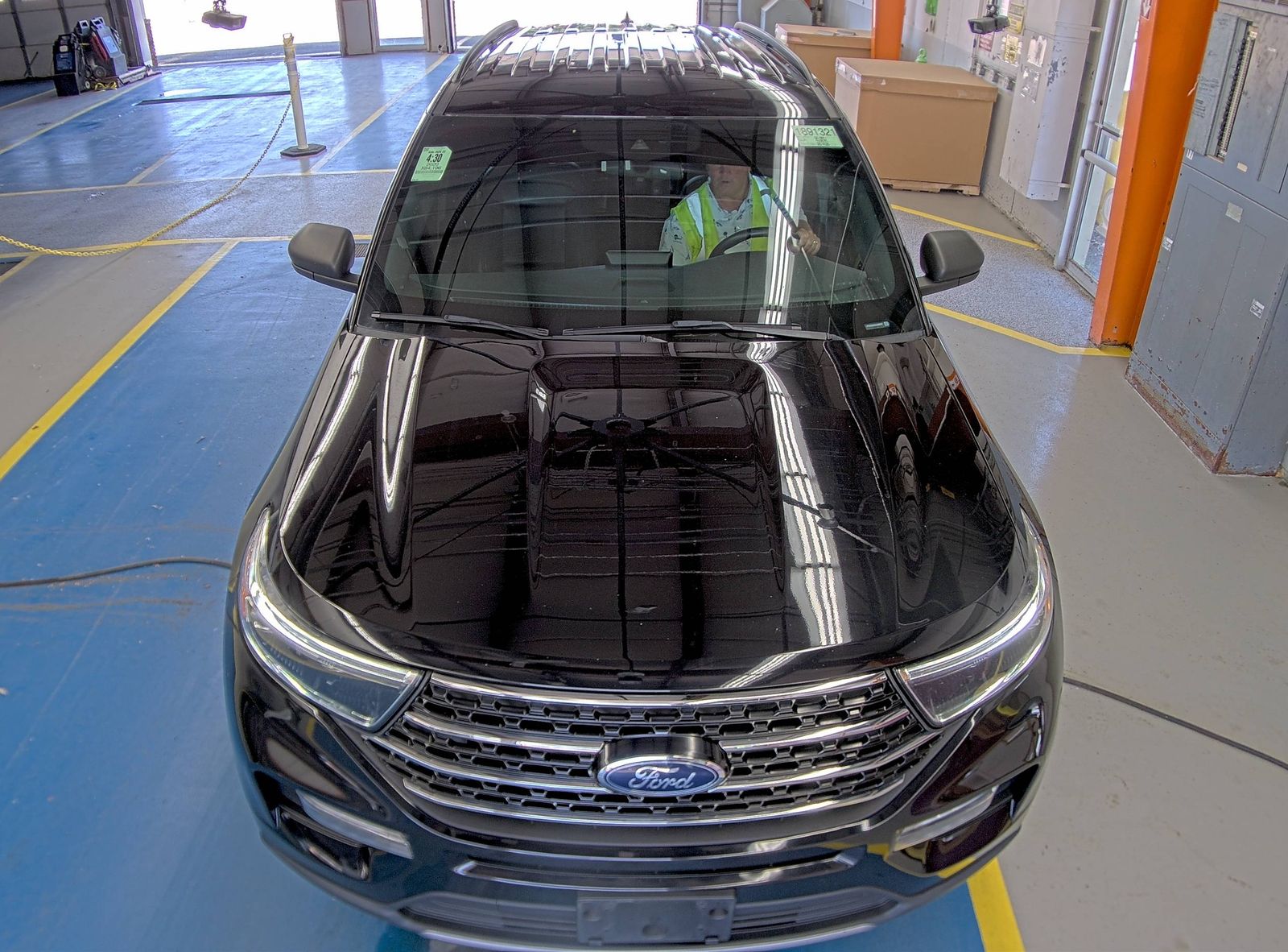 FORD EXPLORER - 3