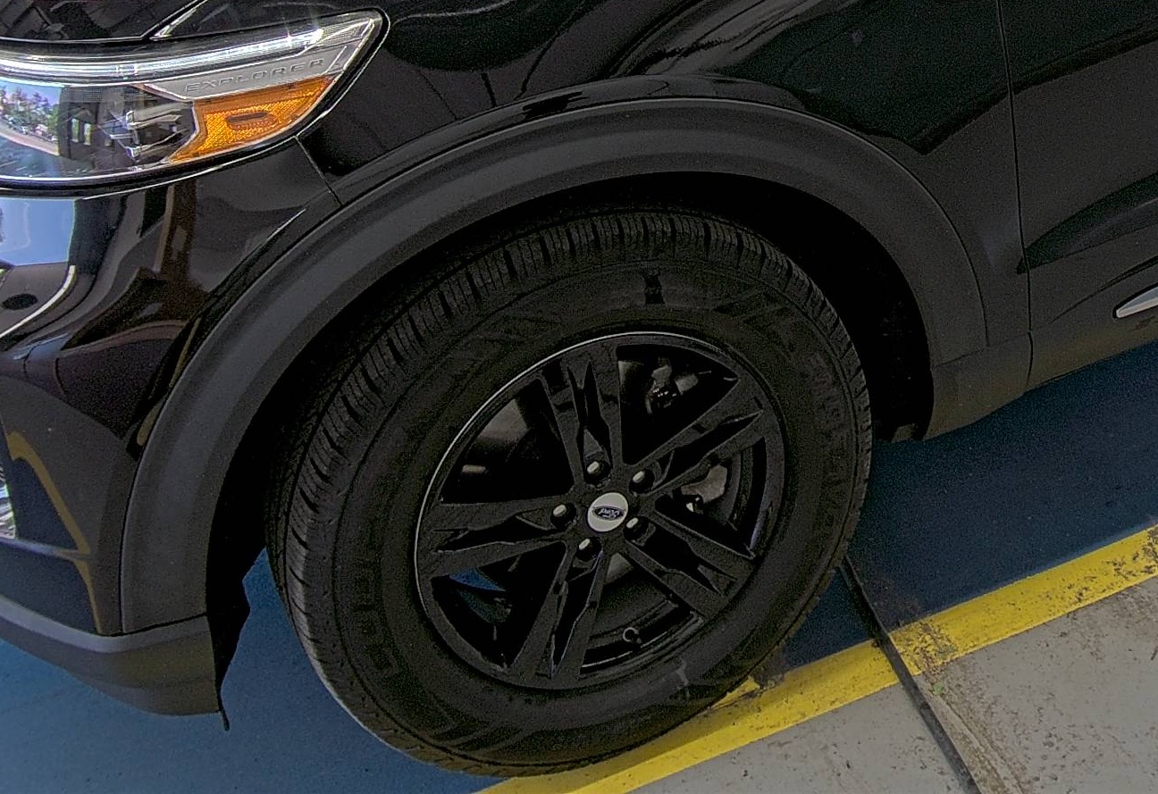FORD EXPLORER - 8