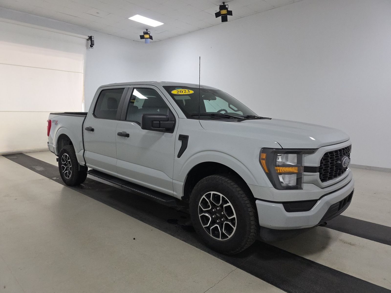 FORD F-150 - 4