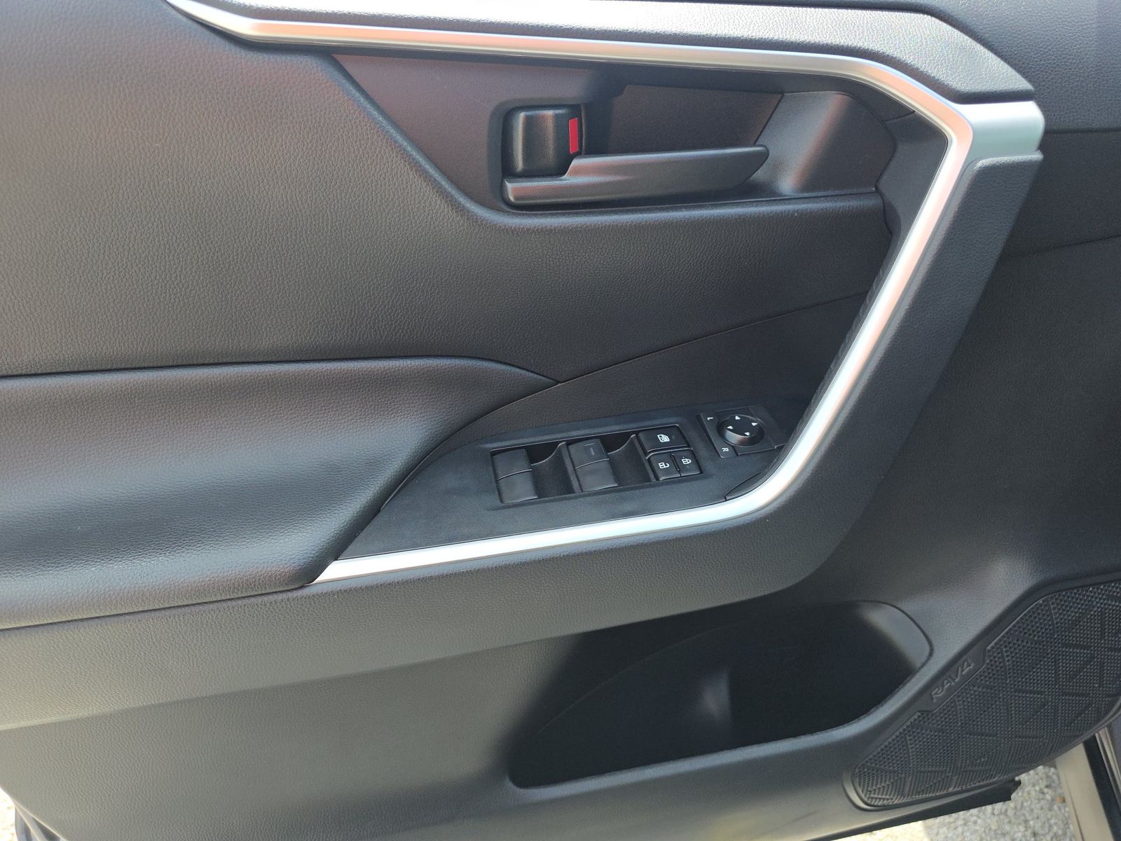 2024 Toyota RAV4 LE AWD