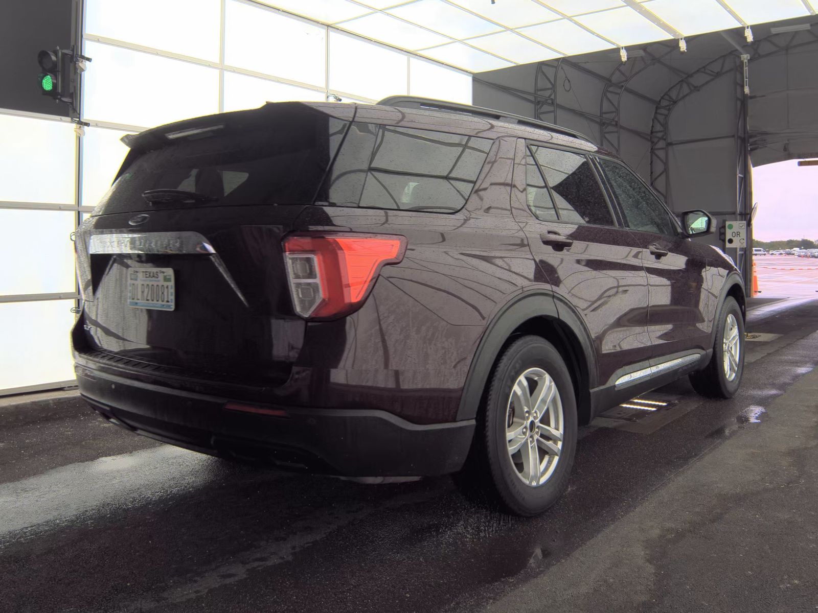 FORD EXPLORER - 6