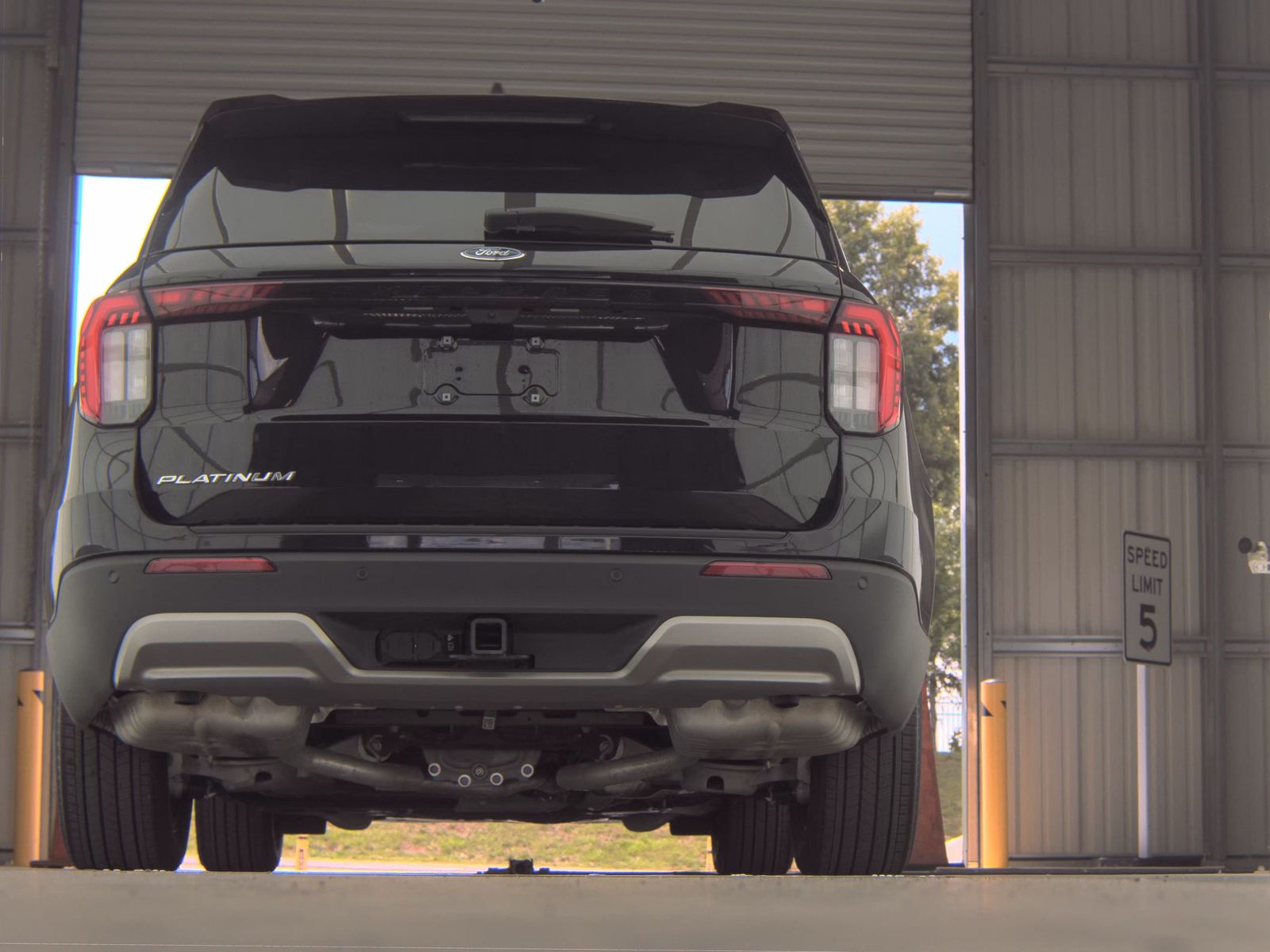 FORD EXPLORER - 8