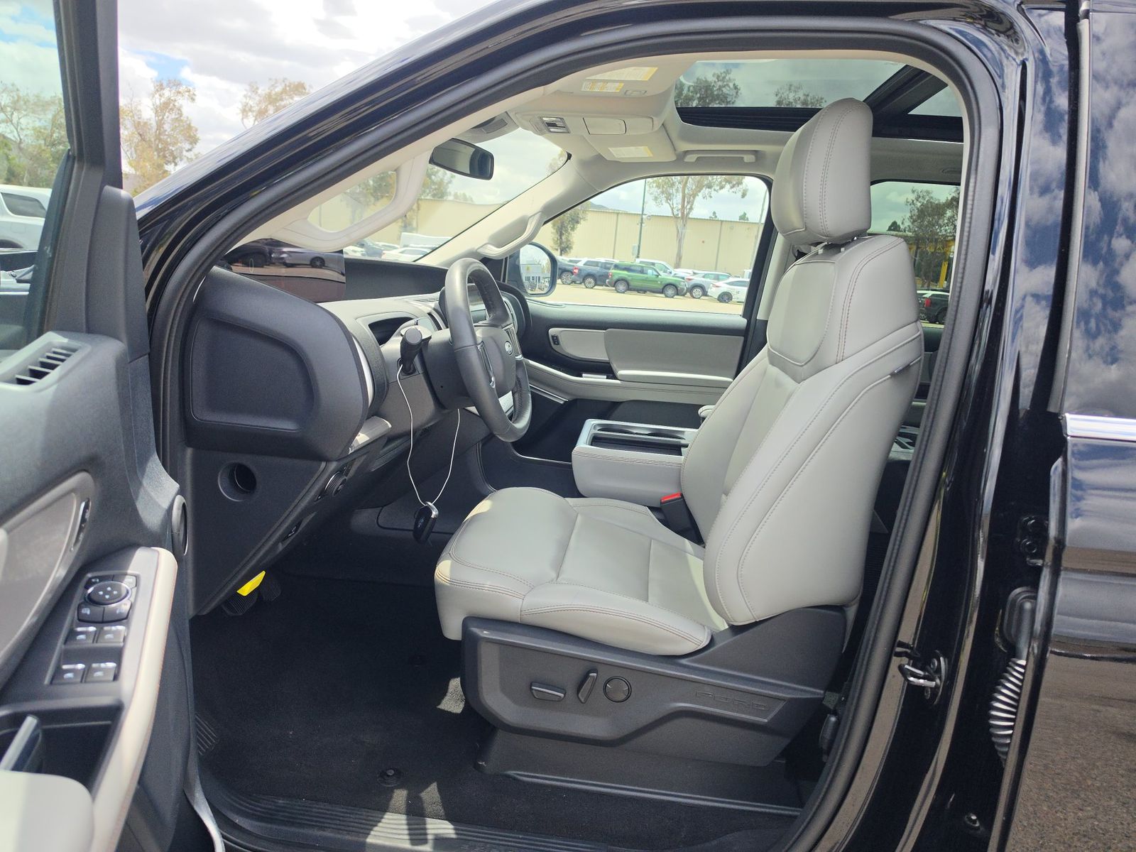 FORD EXPEDITION MAX - 8