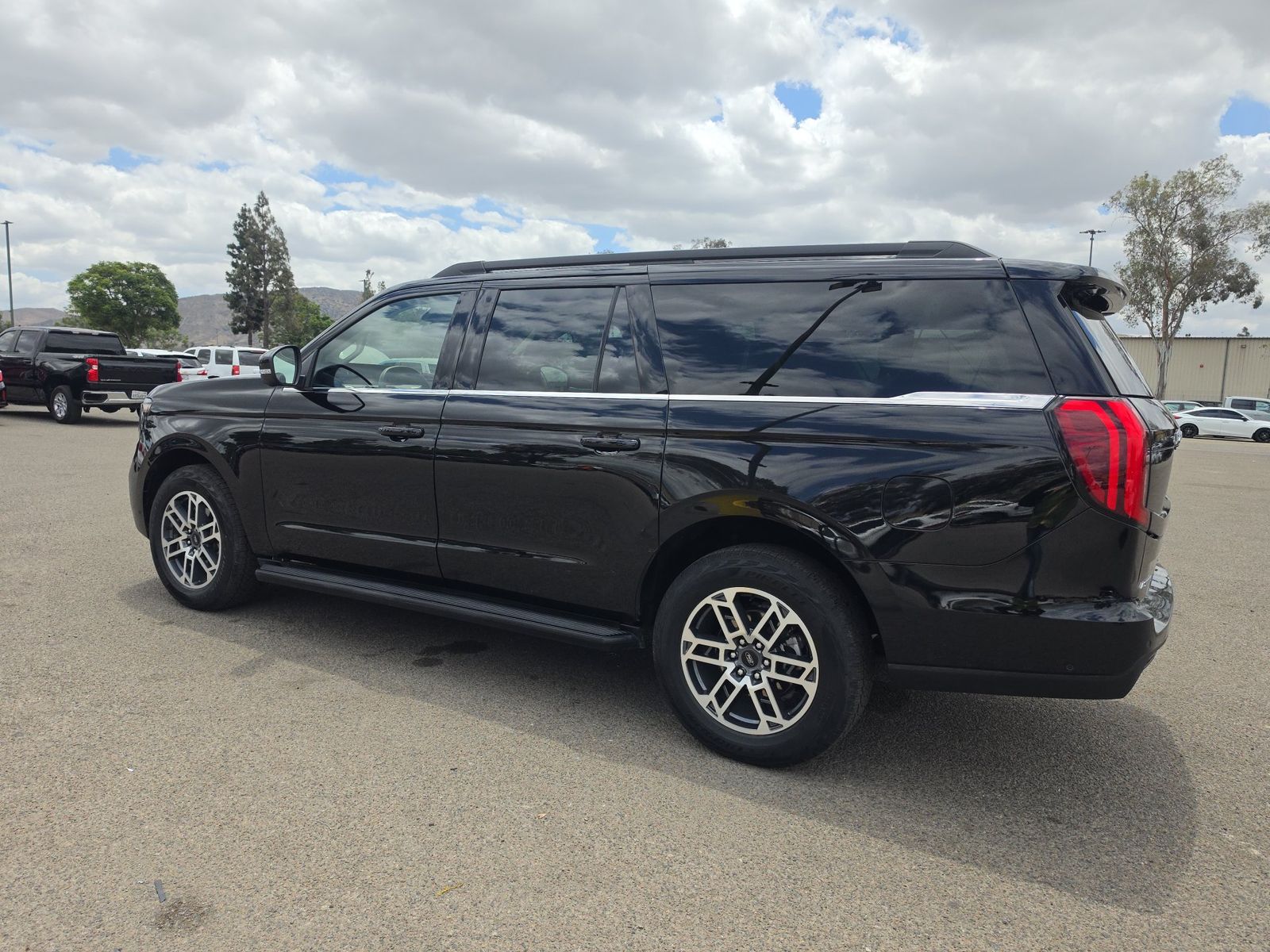FORD EXPEDITION MAX - 7