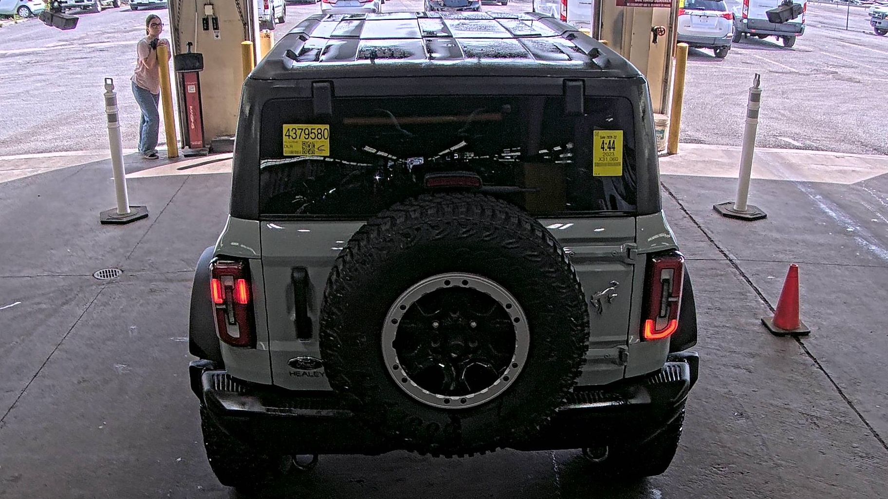 FORD BRONCO - 6