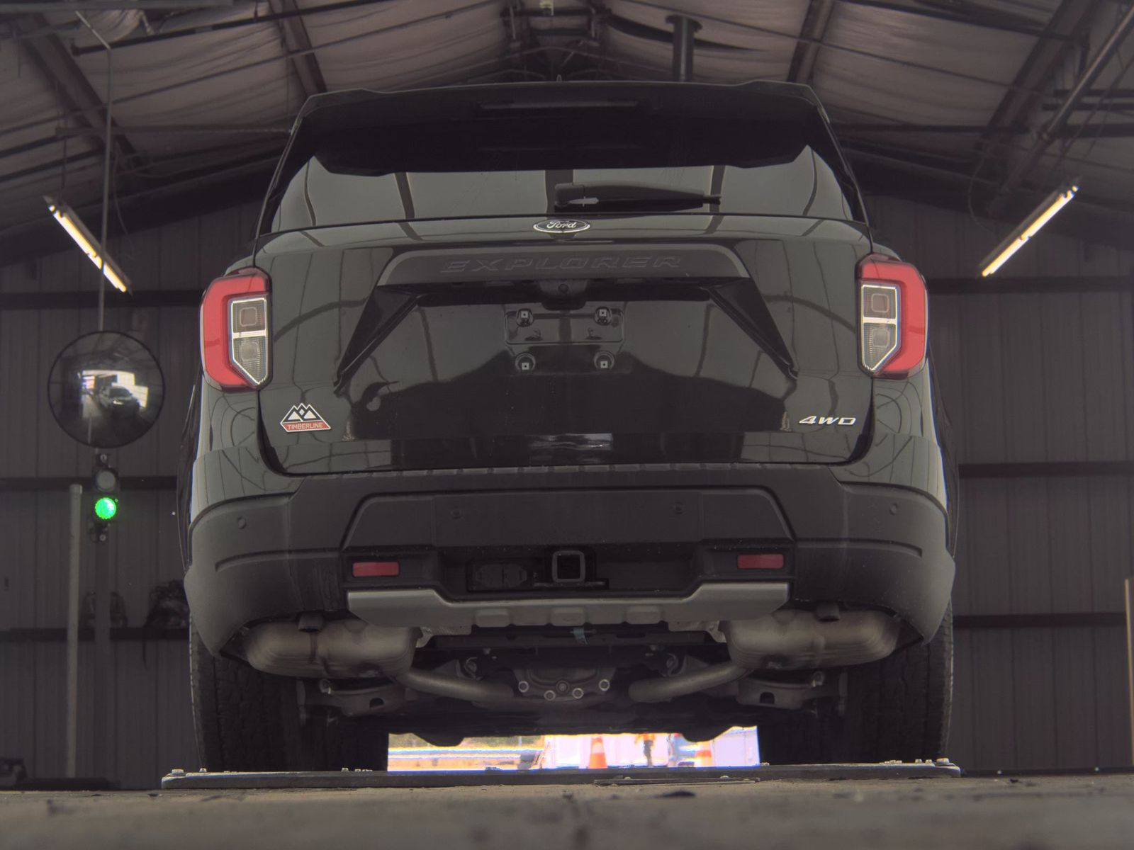 FORD EXPLORER - 8