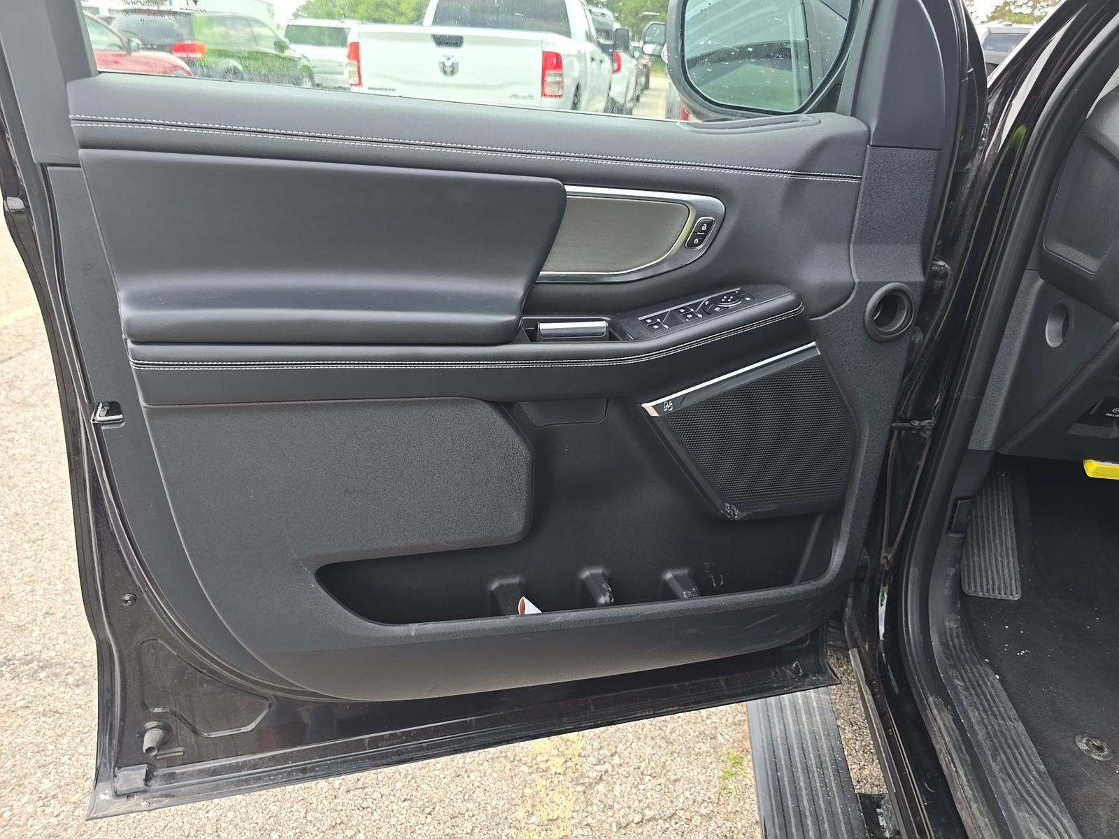 FORD EXPEDITION MAX - 10