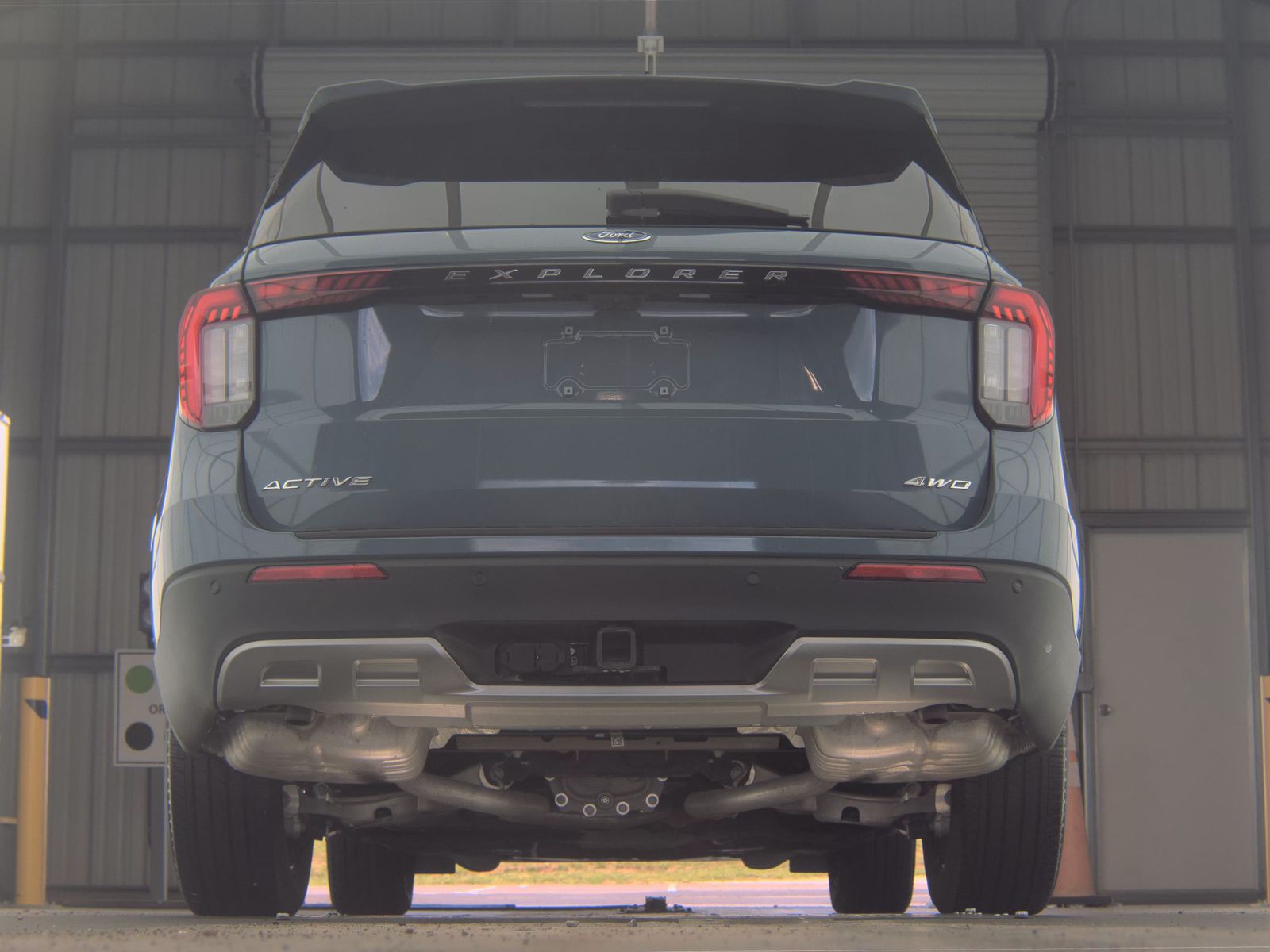 FORD EXPLORER - 8