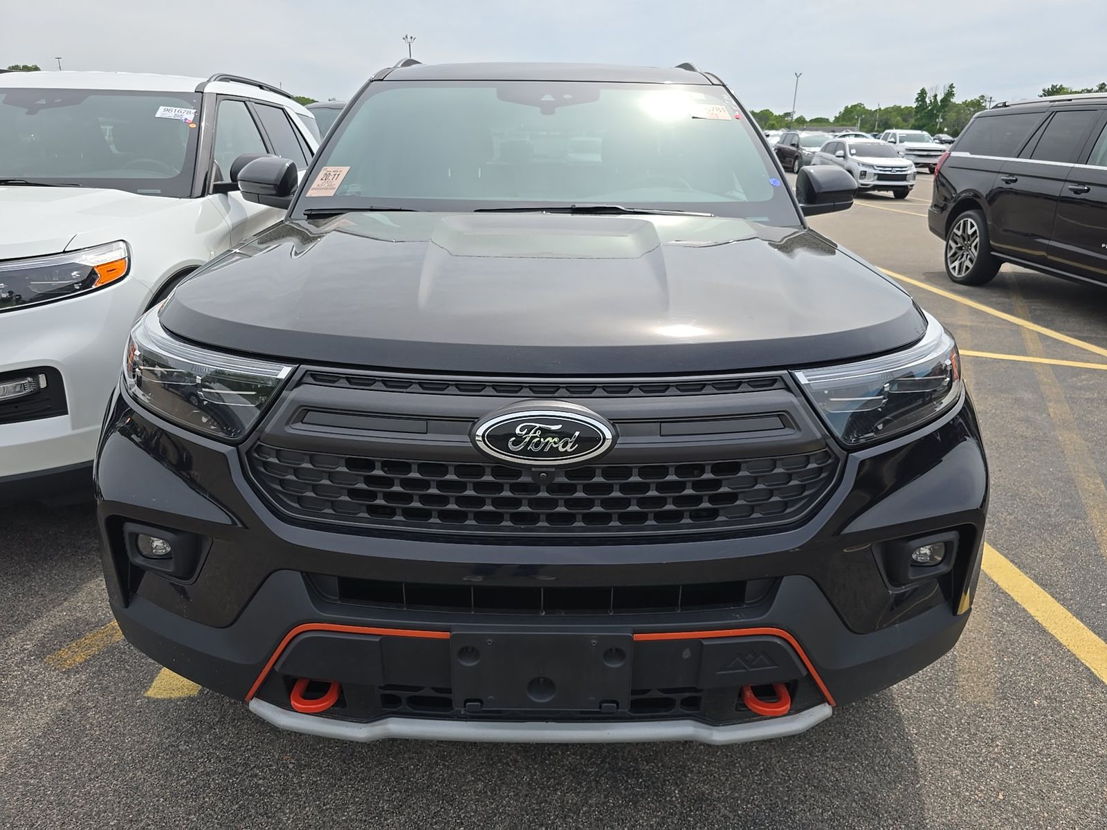 FORD EXPLORER - 3