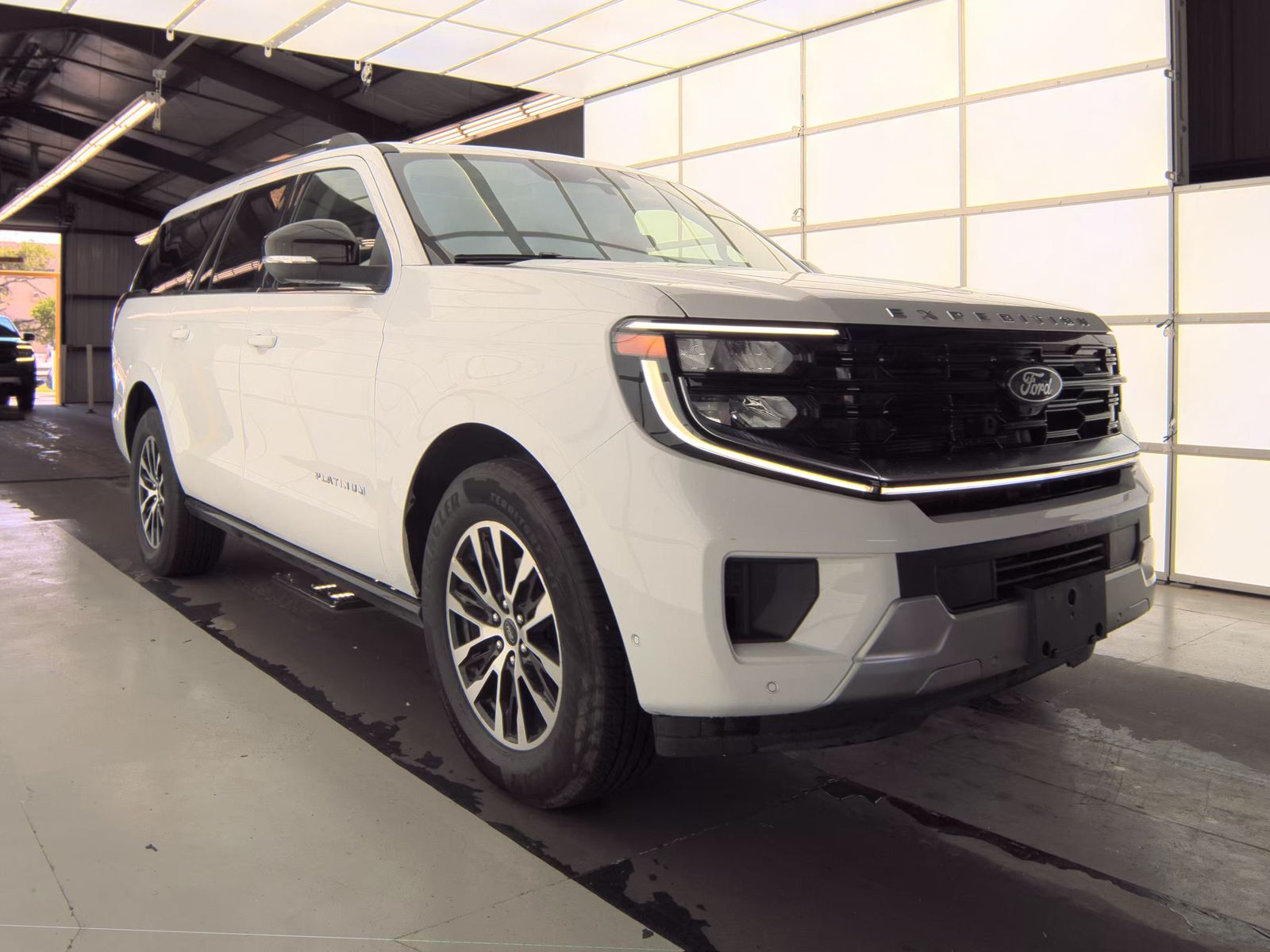 FORD EXPEDITION MAX - 5