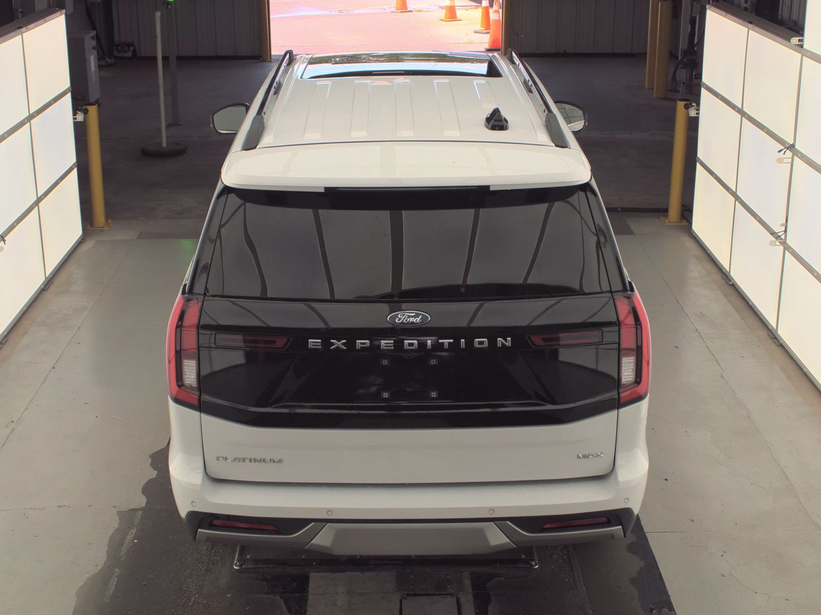 FORD EXPEDITION MAX - 7