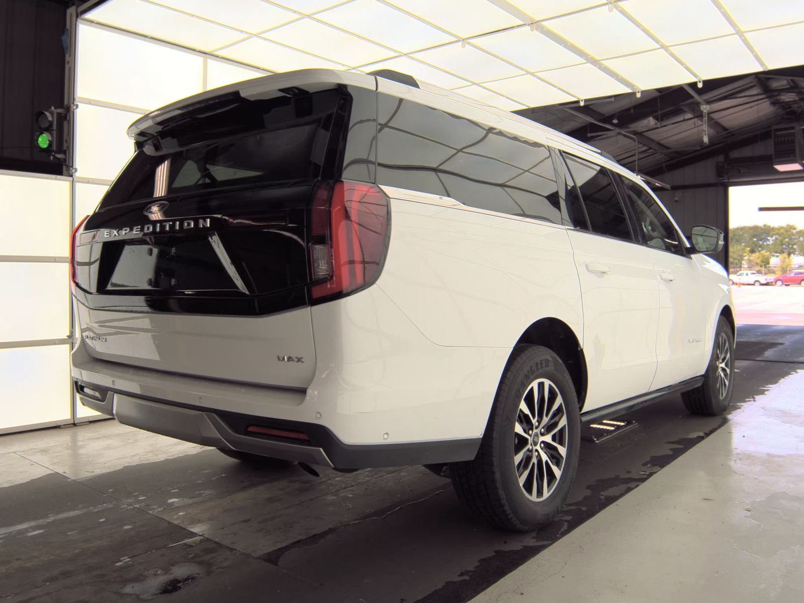 FORD EXPEDITION MAX - 6