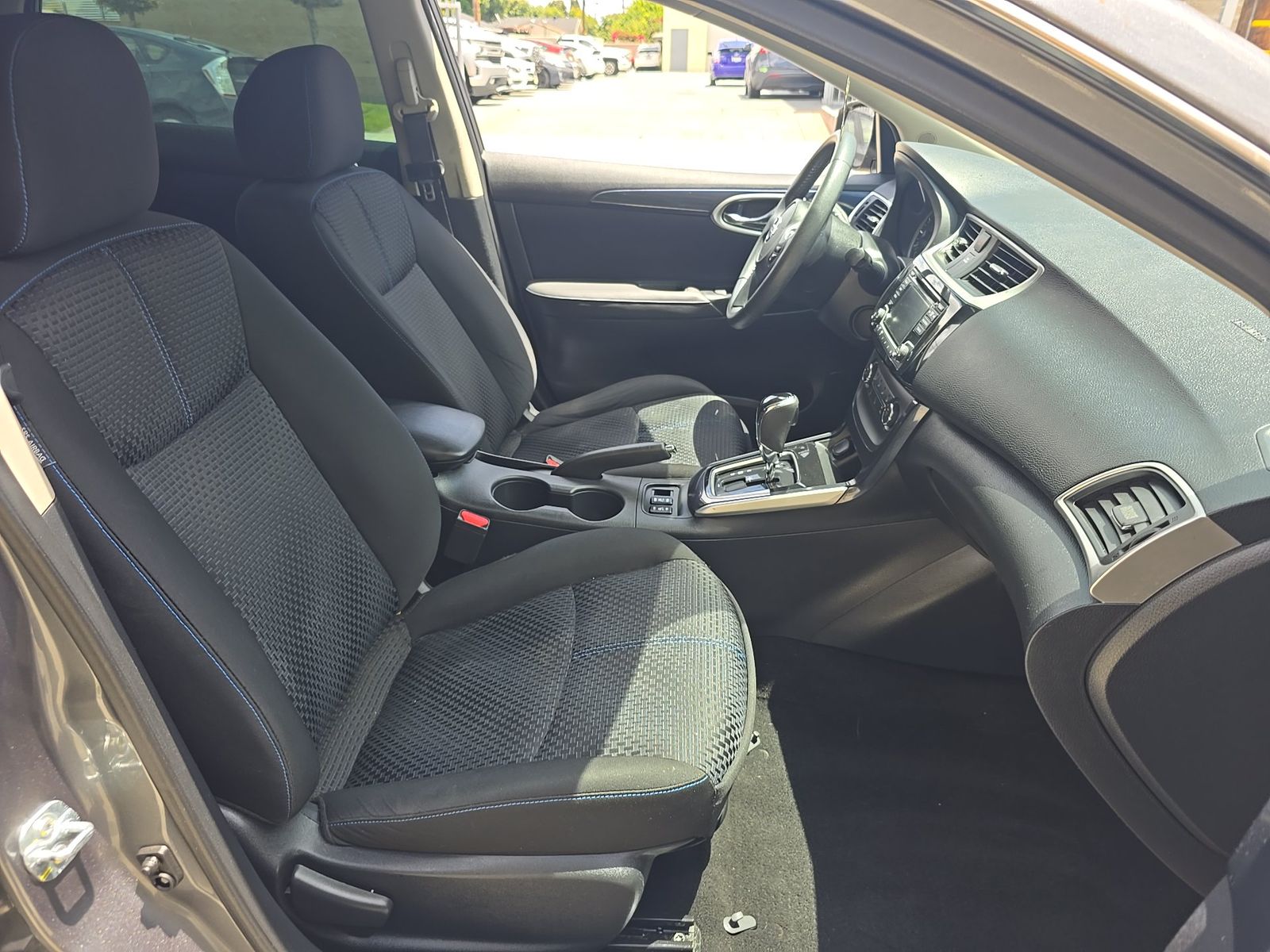 NISSAN SENTRA - 9