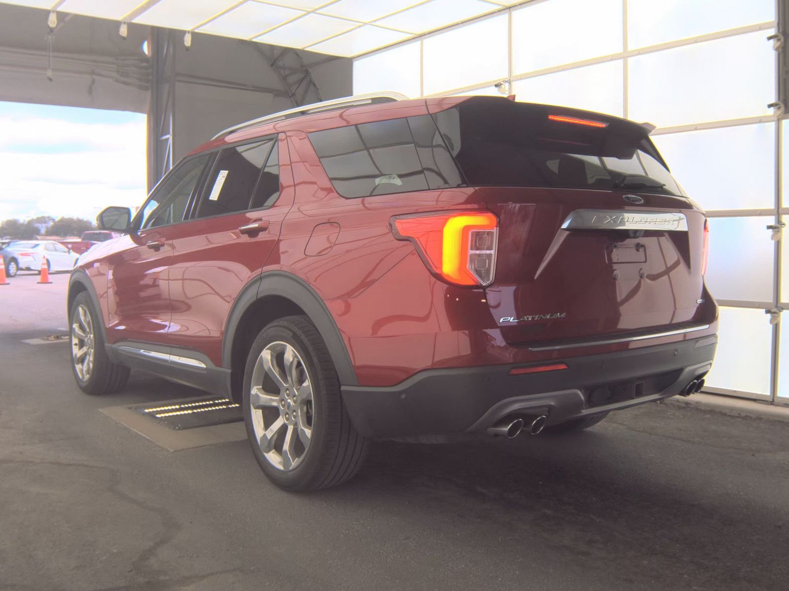 FORD EXPLORER - 9
