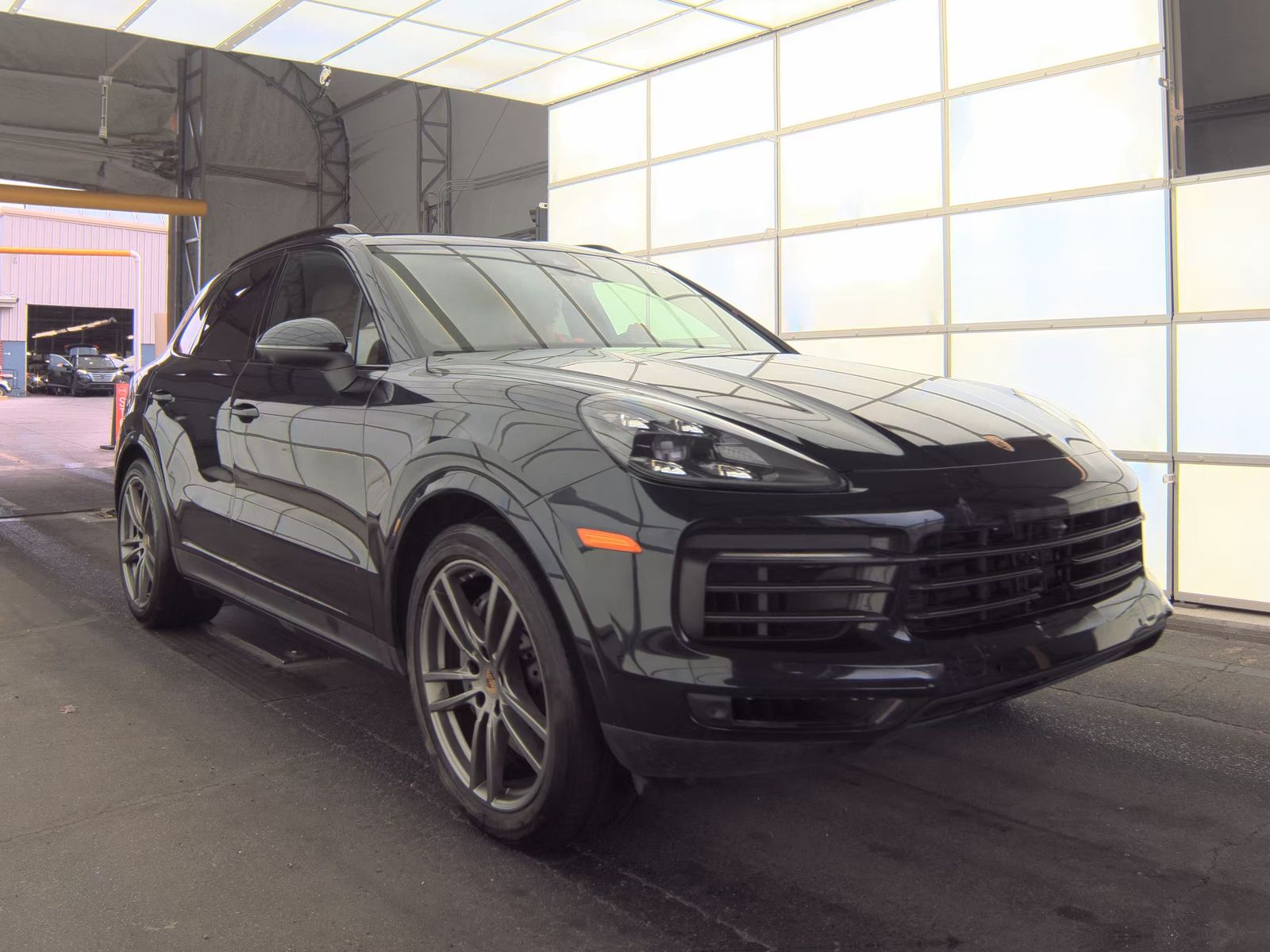 PORSCHE CAYENNE - 4