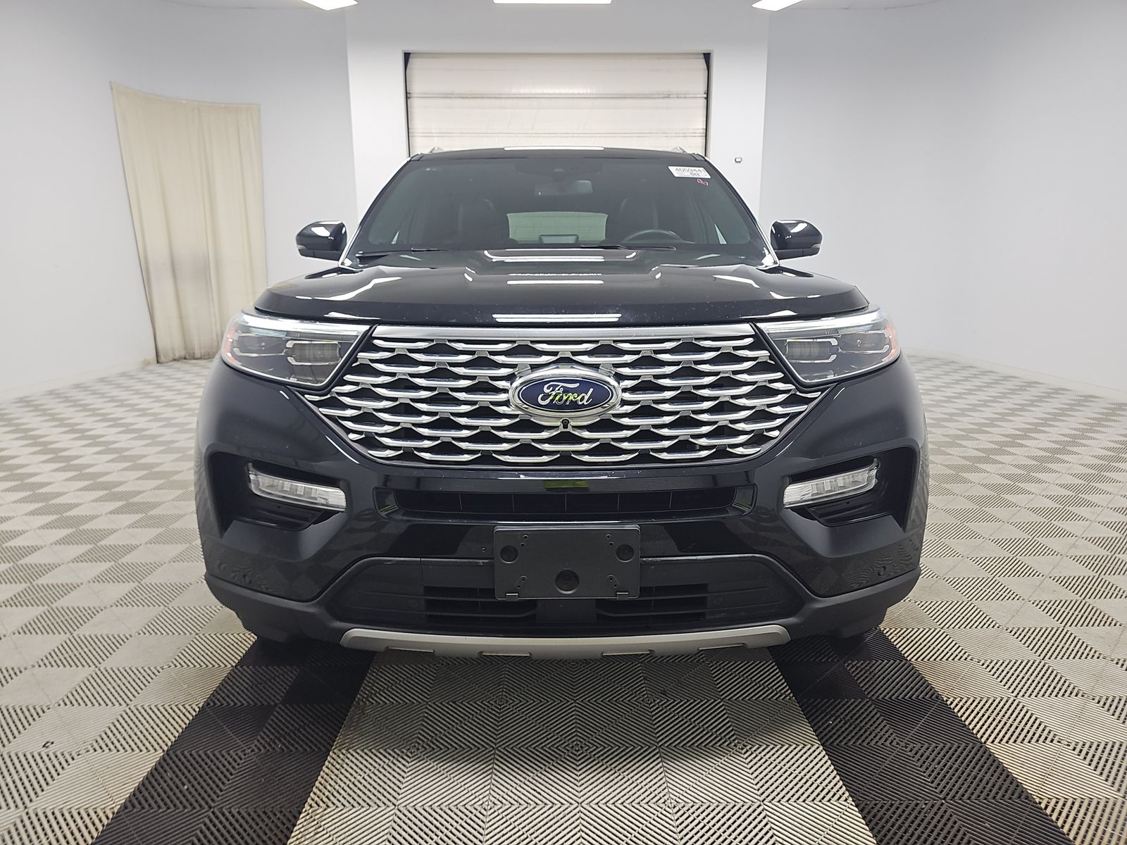 FORD EXPLORER - 3