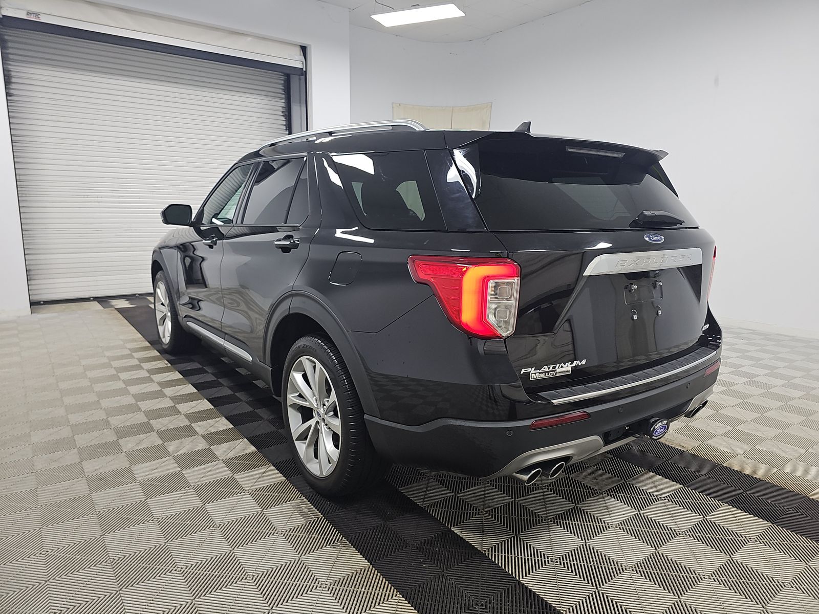FORD EXPLORER - 7