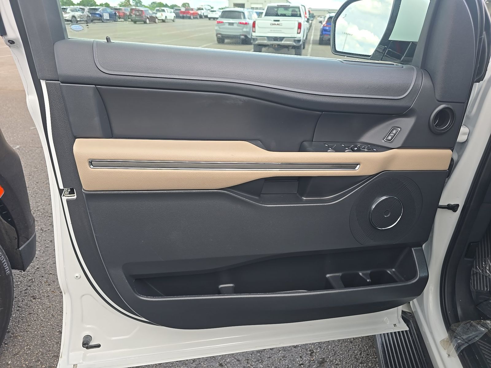 FORD EXPEDITION - 10