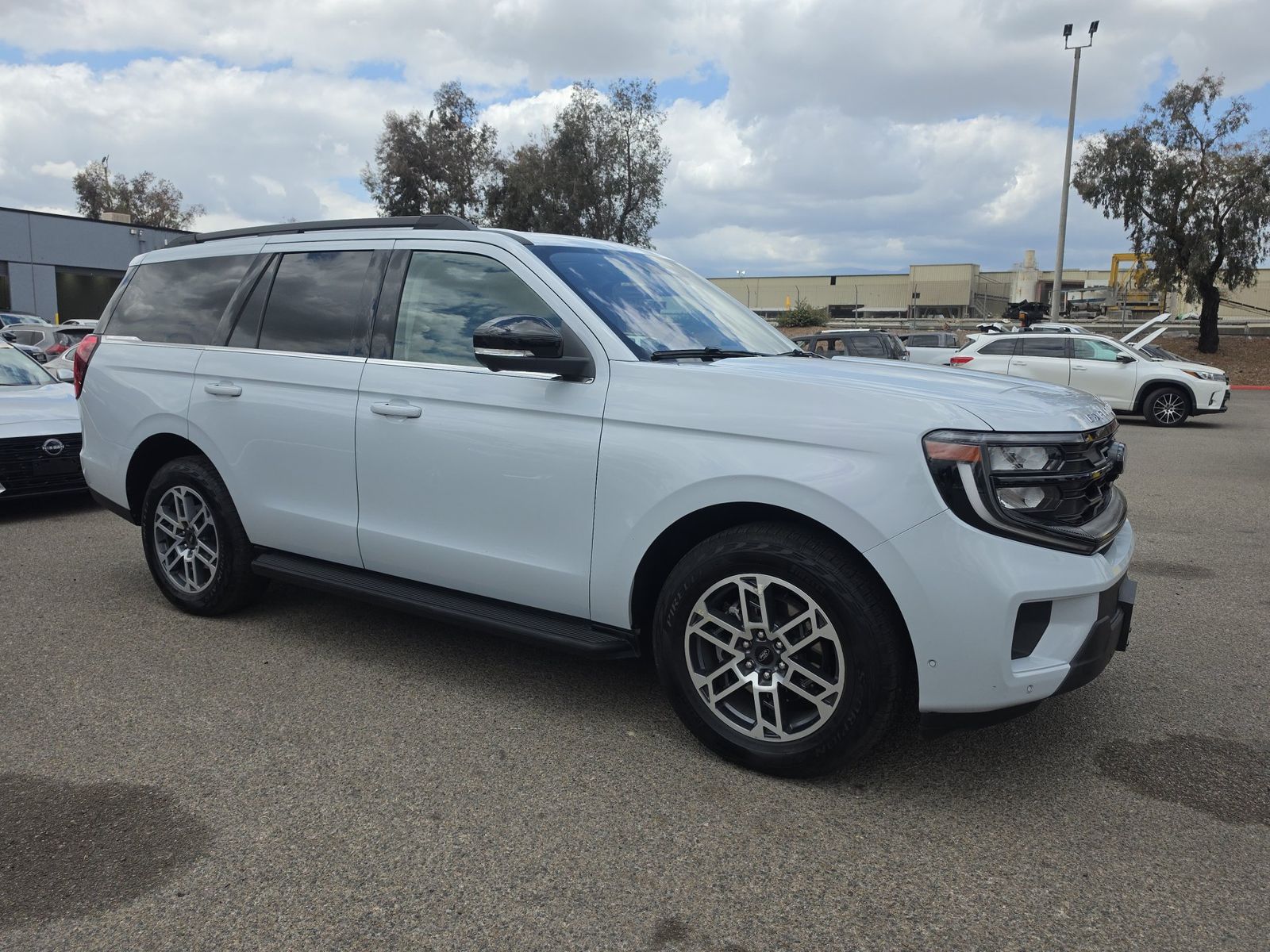 FORD EXPEDITION - 4