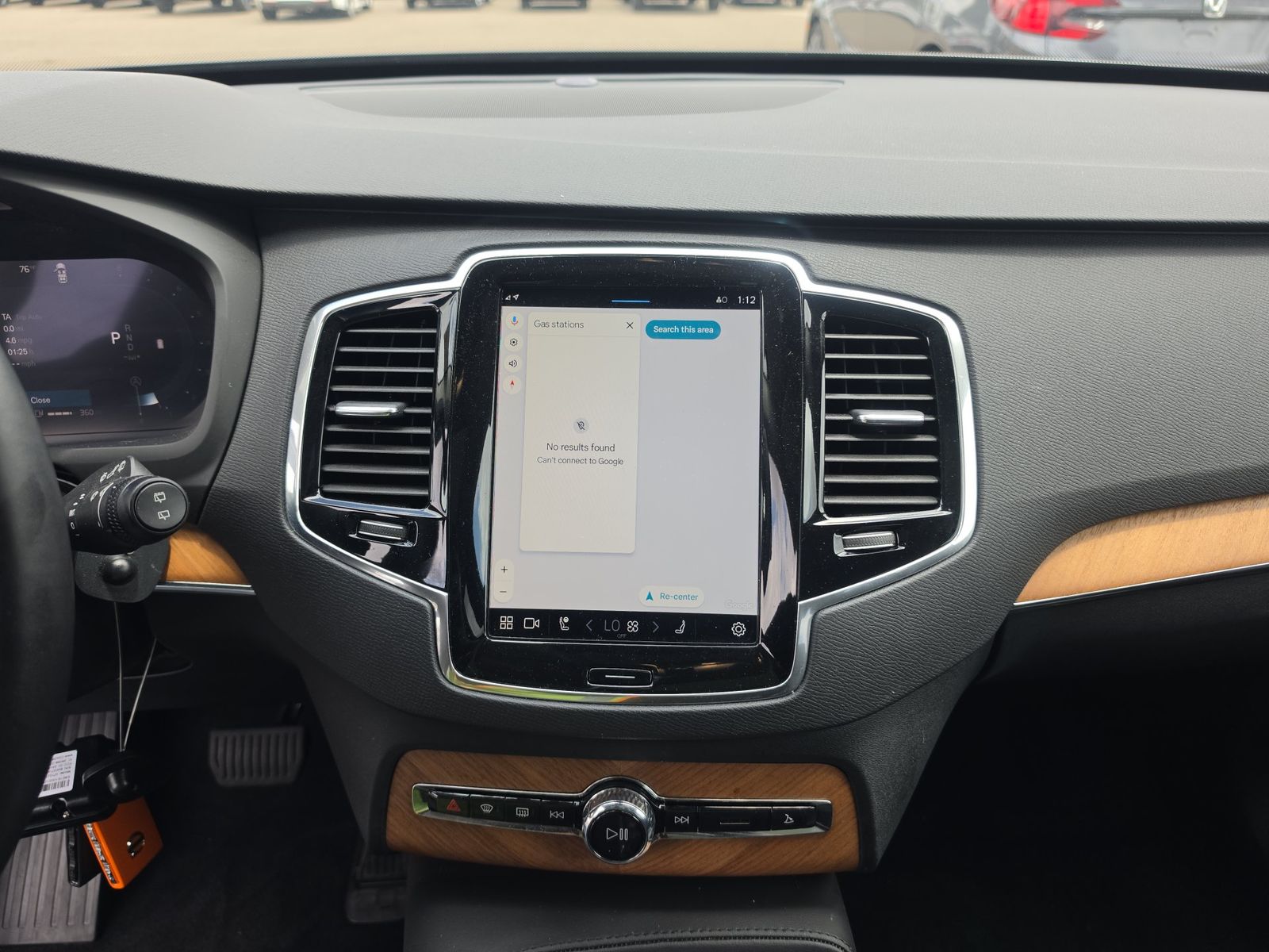 2025 Volvo XC90 B6 Plus FWD