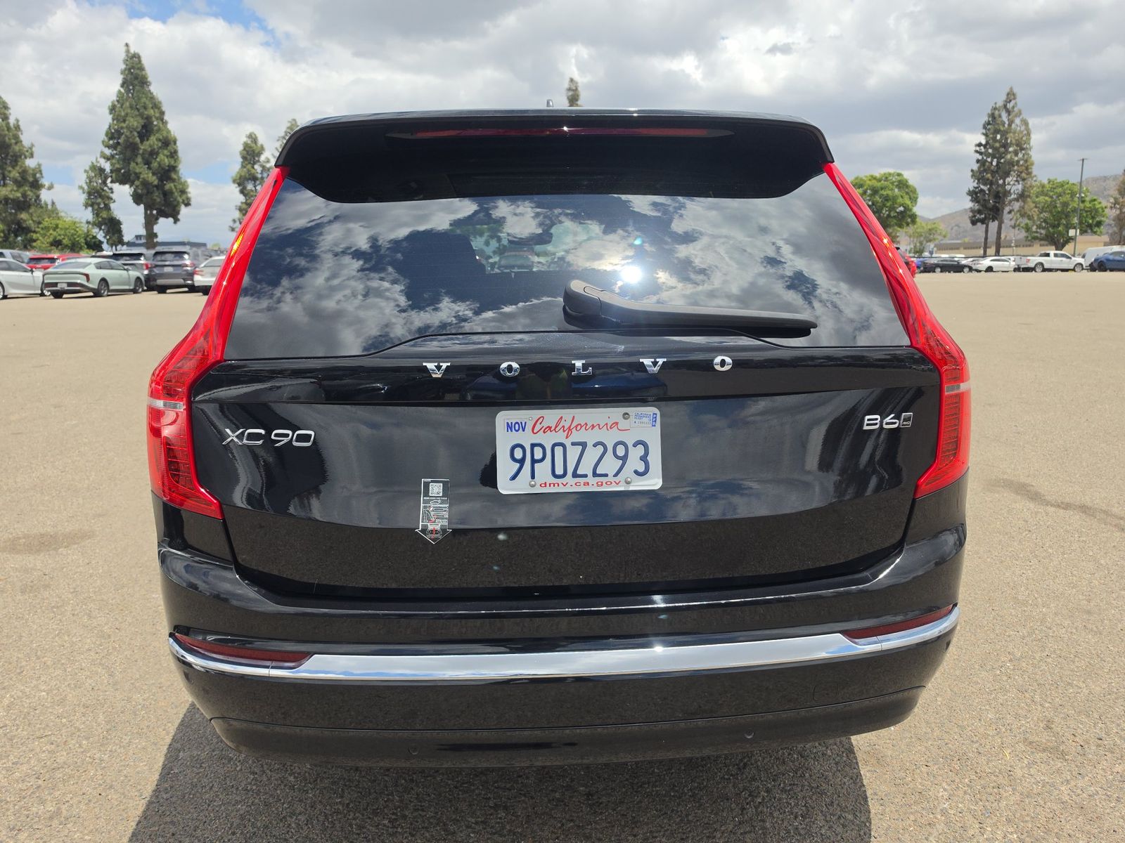 2025 Volvo XC90 B6 Plus FWD