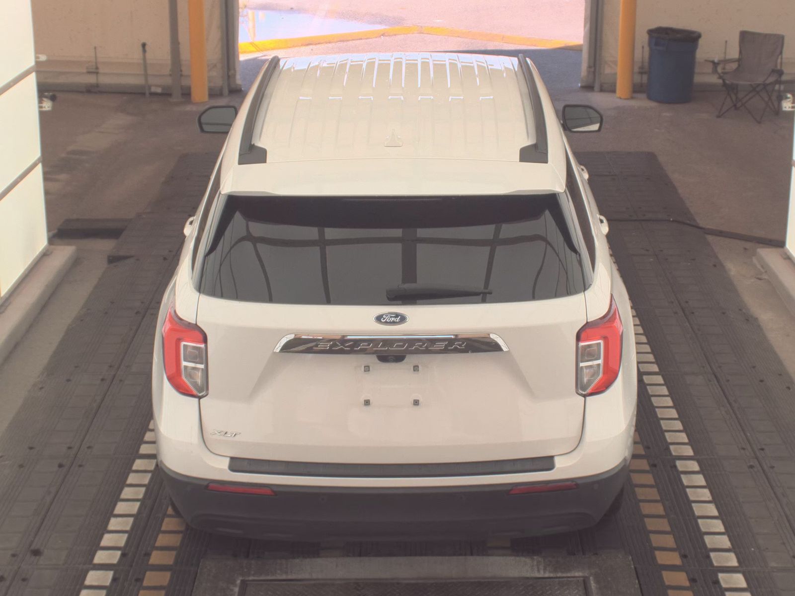 FORD EXPLORER - 7