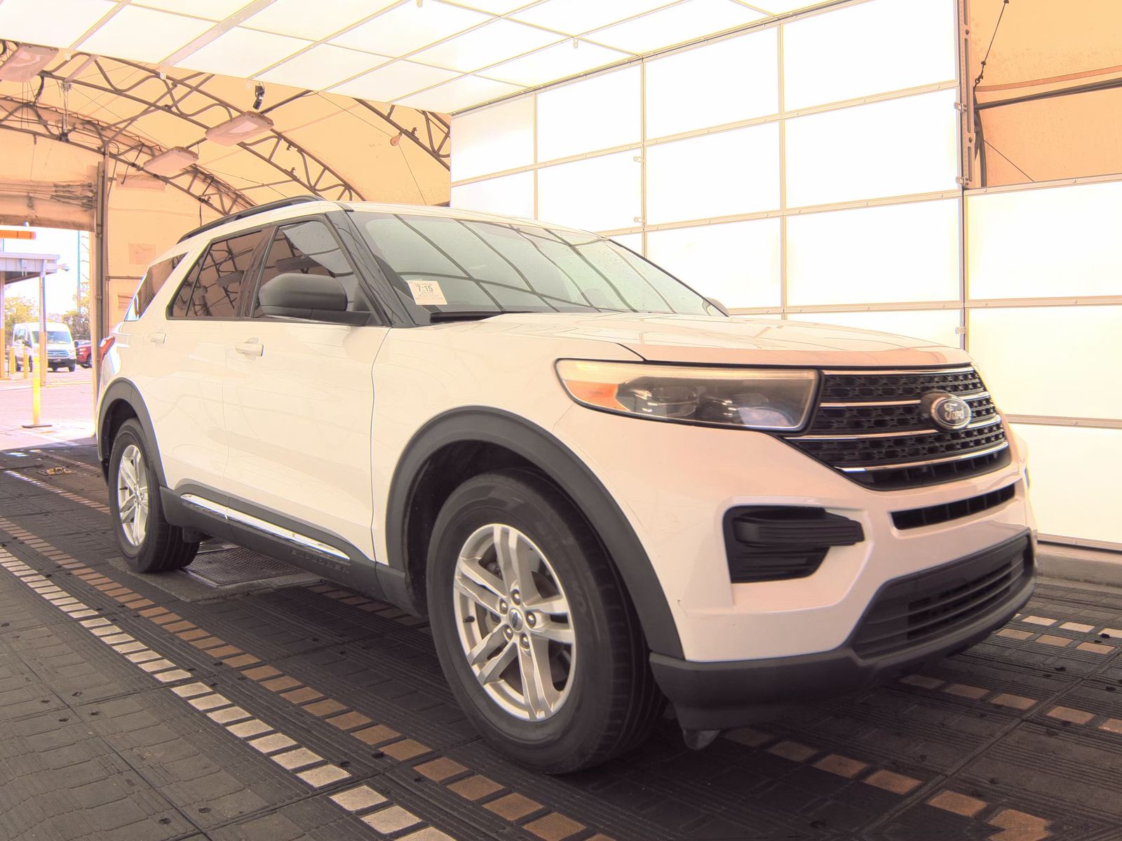 FORD EXPLORER - 5