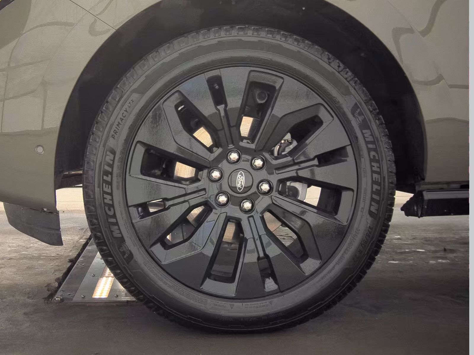 FORD EXPEDITION MAX - 10