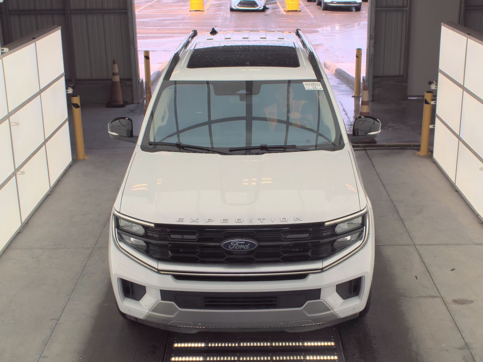 FORD EXPEDITION - 3