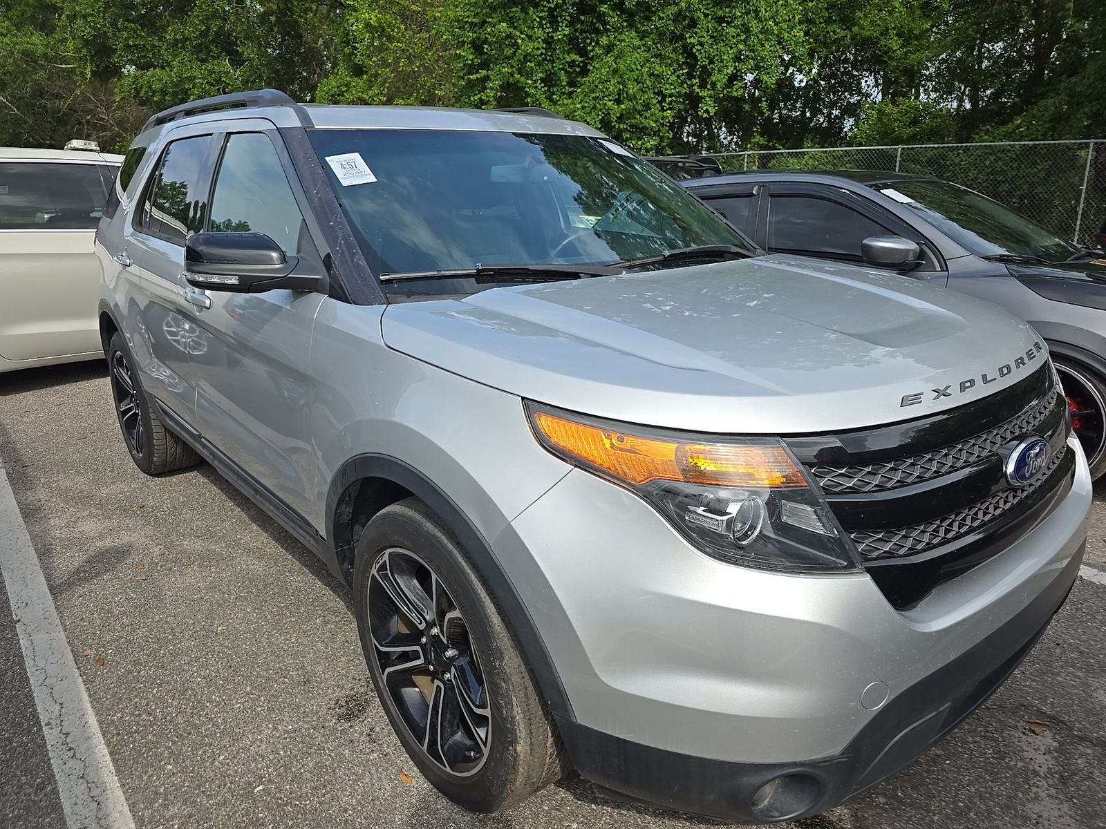 FORD EXPLORER - 4