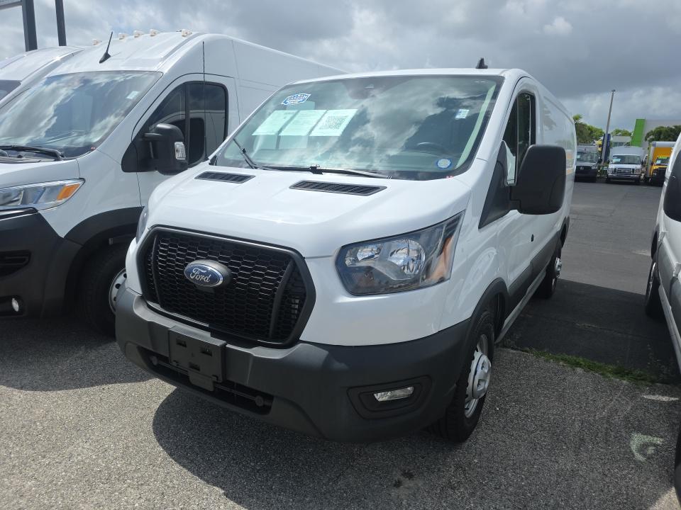 FORD TRANSIT 250 - 1