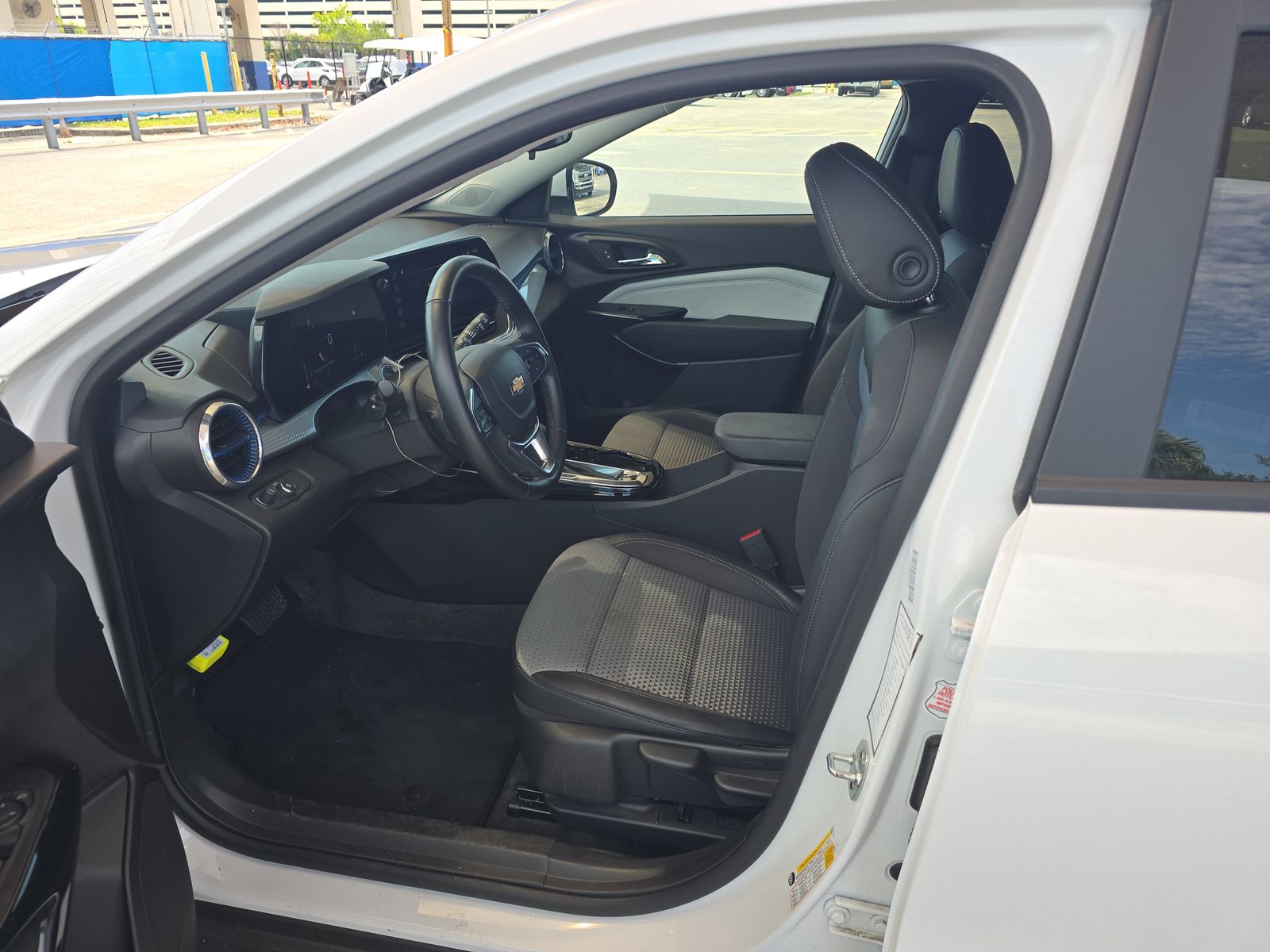 CHEVROLET TRAX - 8