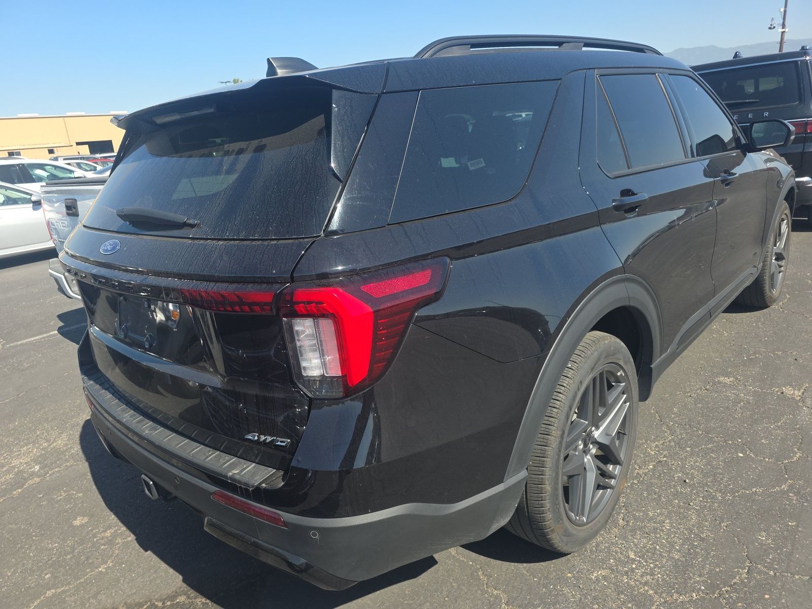 FORD EXPLORER - 5