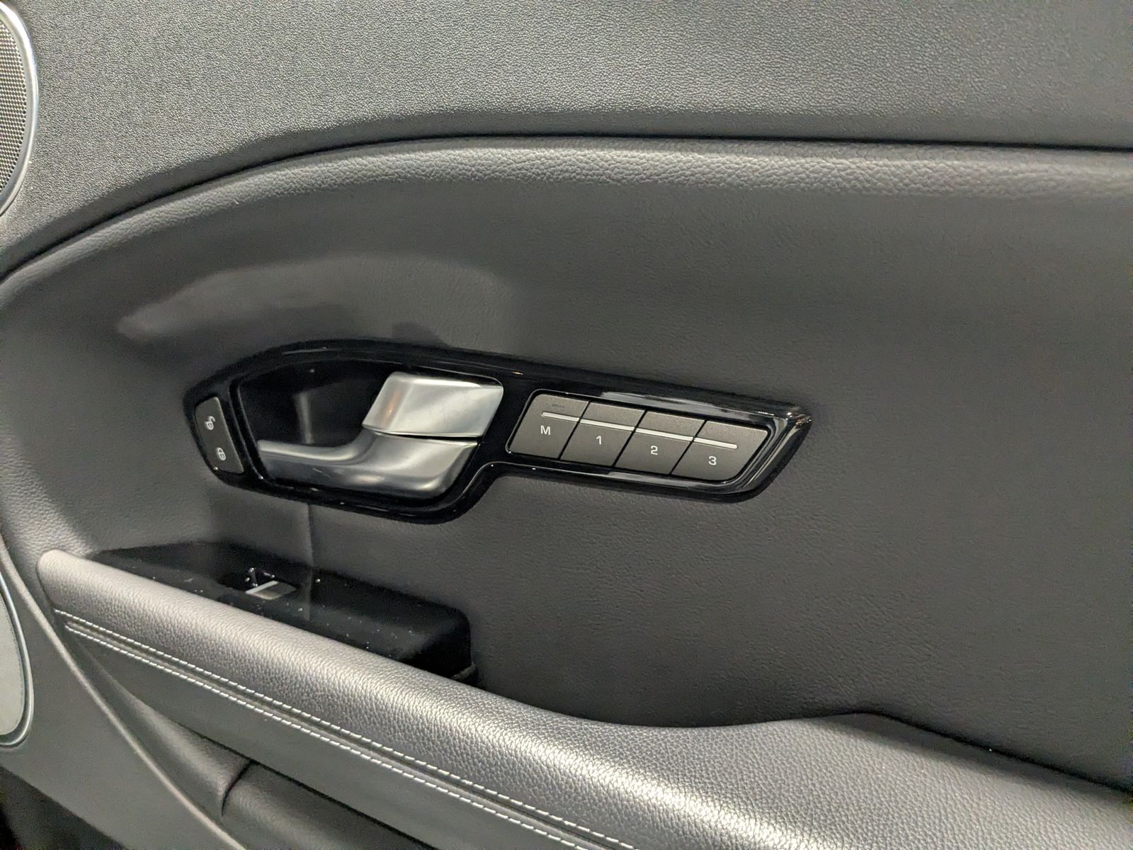 2019 Land Rover Range Rover Evoque SE Premium AWD