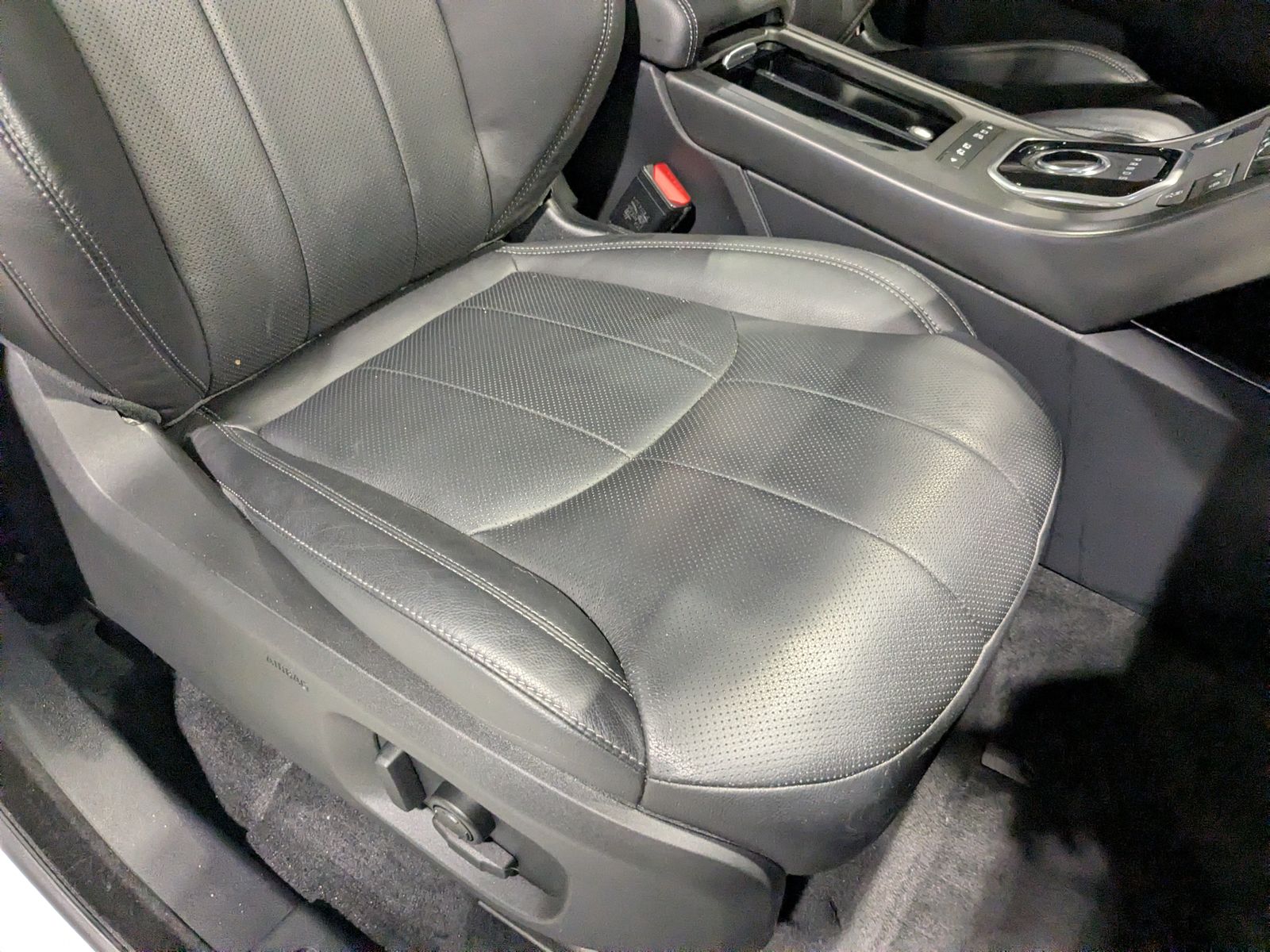2019 Land Rover Range Rover Evoque SE Premium AWD